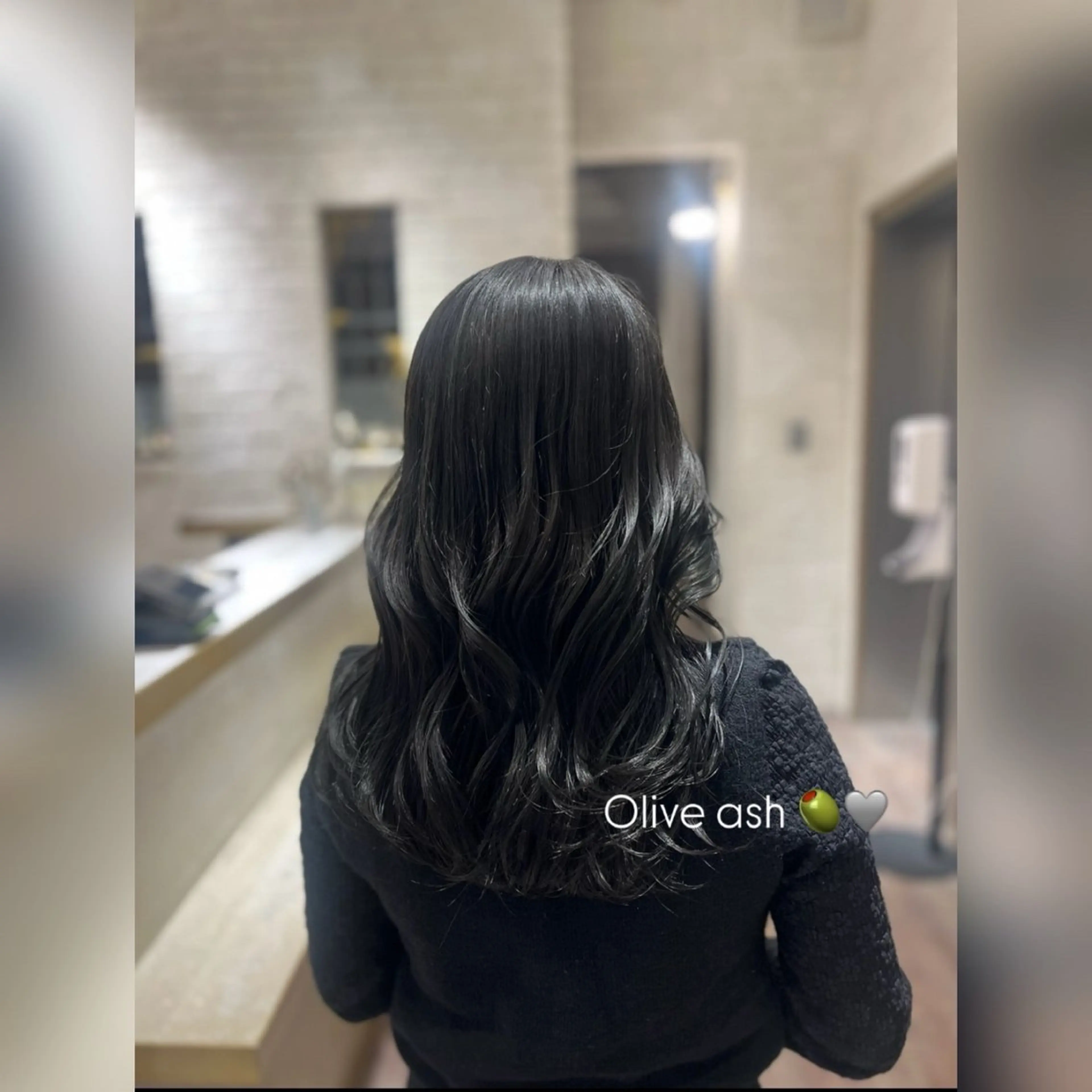 ロング カラー 高橋 奏のヘアスタイル