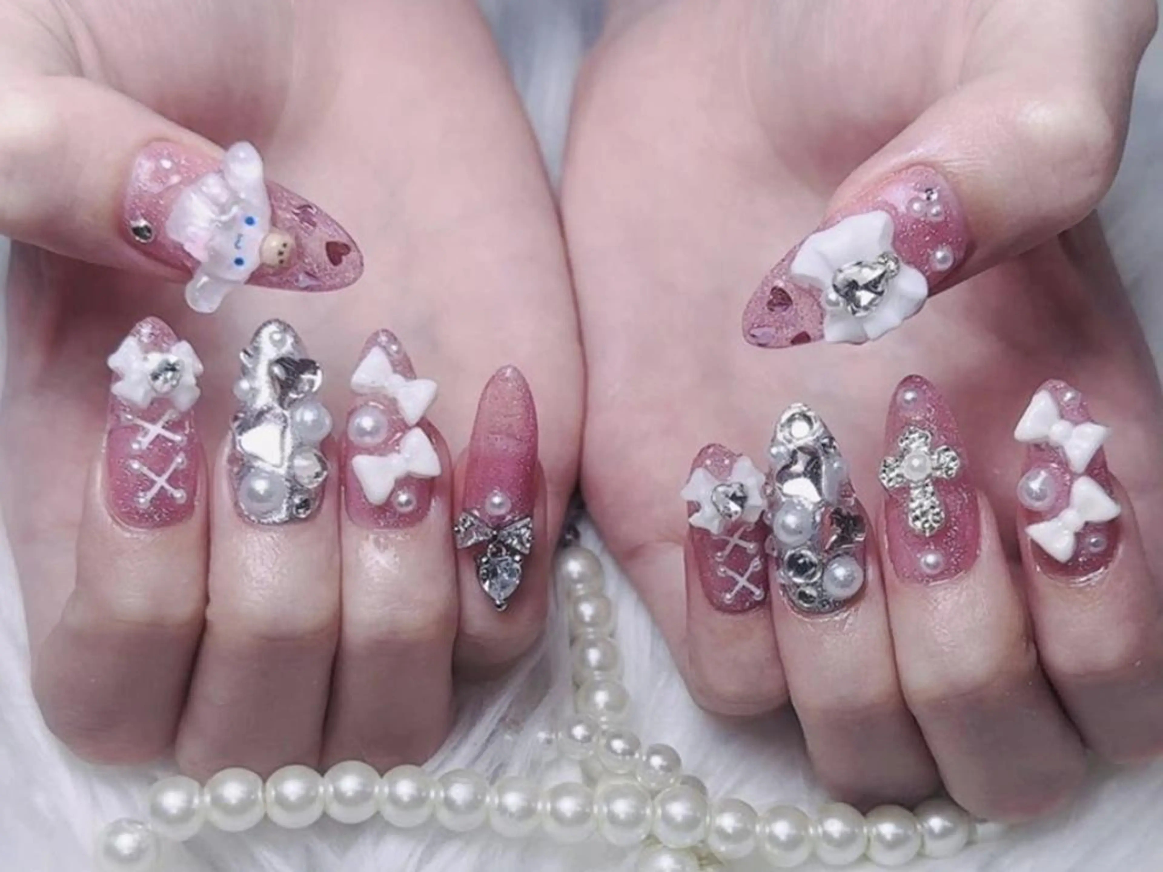 メンズ ネイル アートネイル フレンチネイル ジェルネイル キラキラネイル パラジェル Bloom kabukiのネイルデザイン