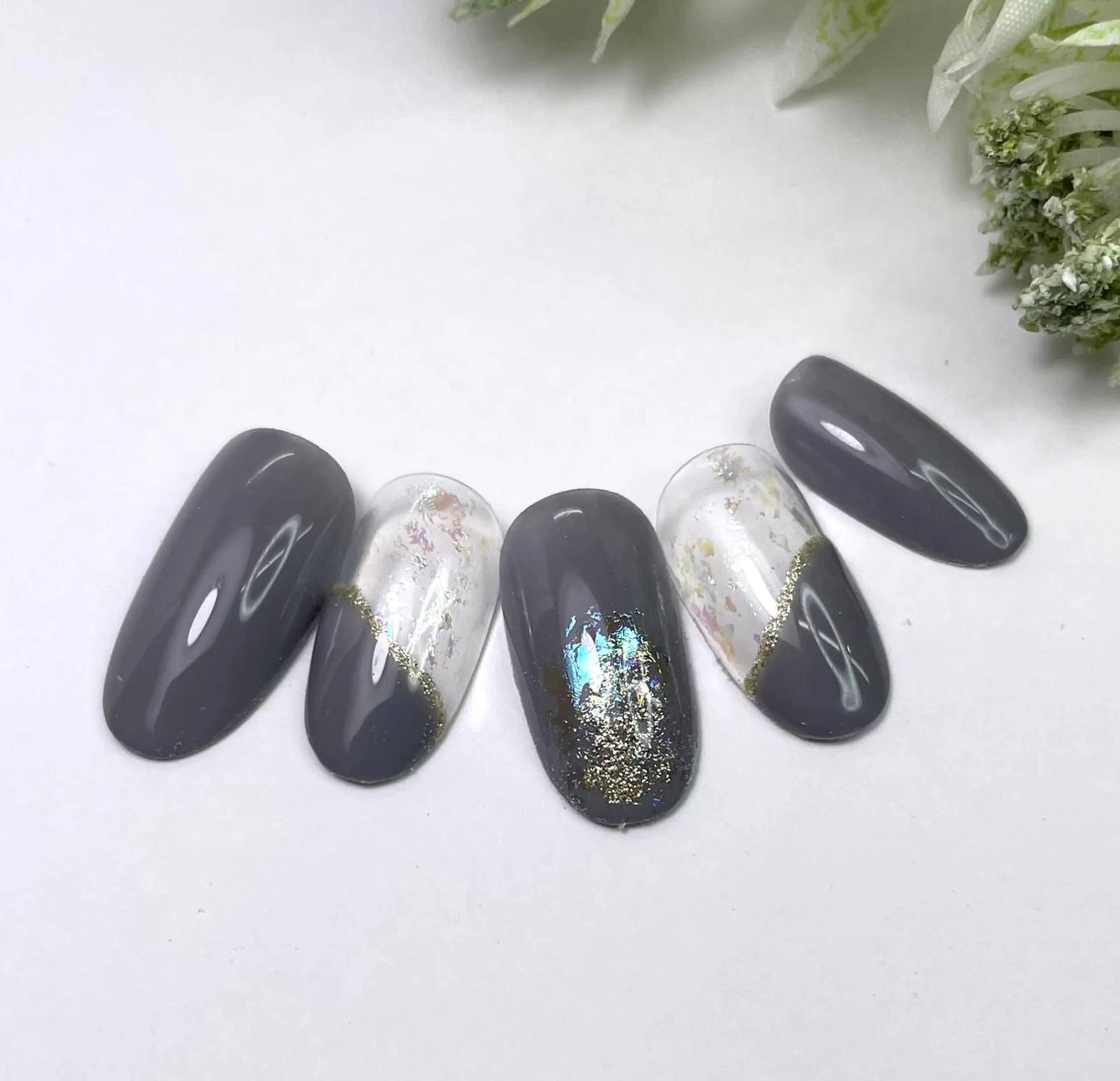 ネイル フレンチネイル イワサキ  のネイルデザイン