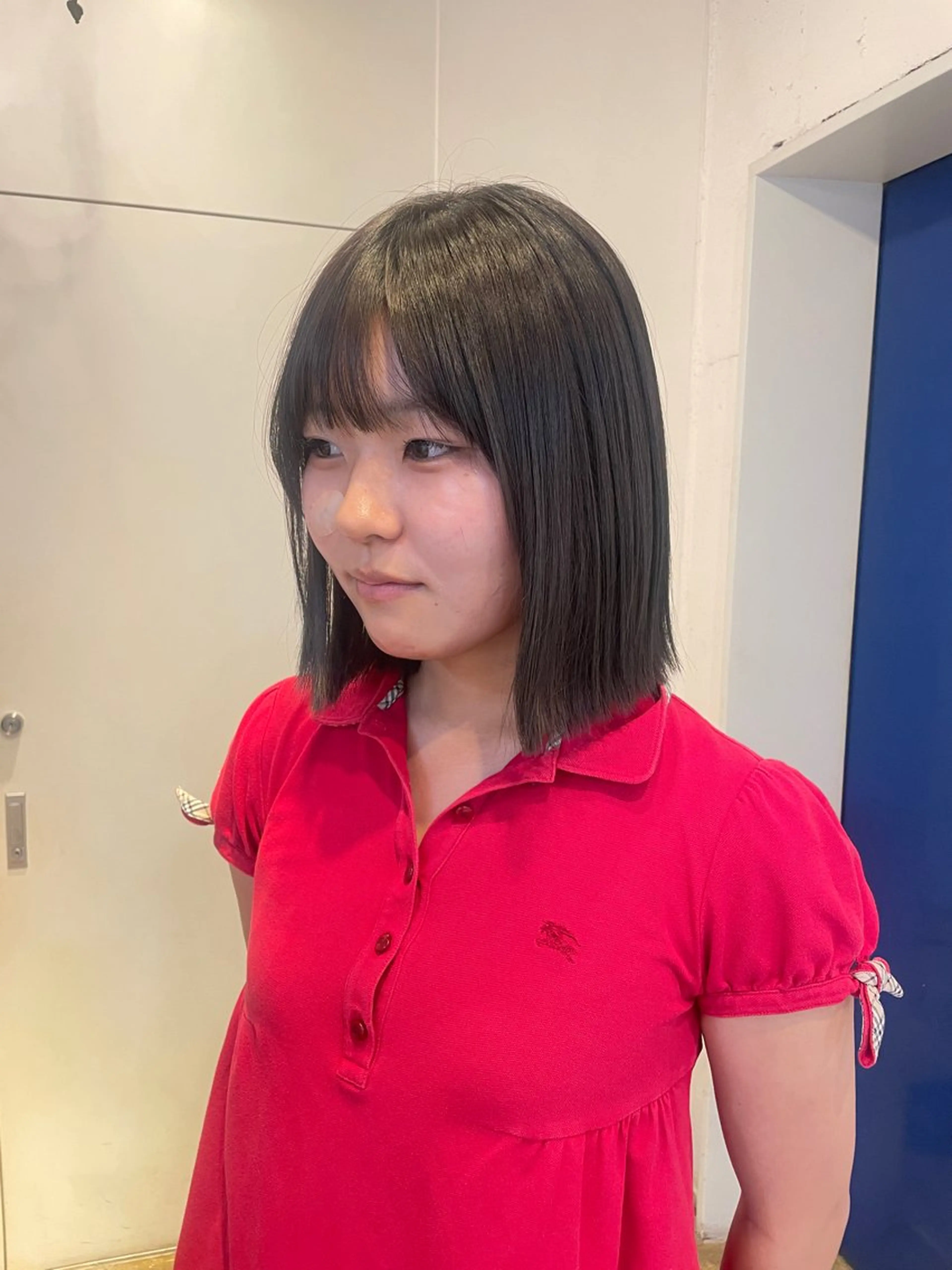 ミディアム カラー RIN/韓国ヘア レイヤーカットのヘアスタイル