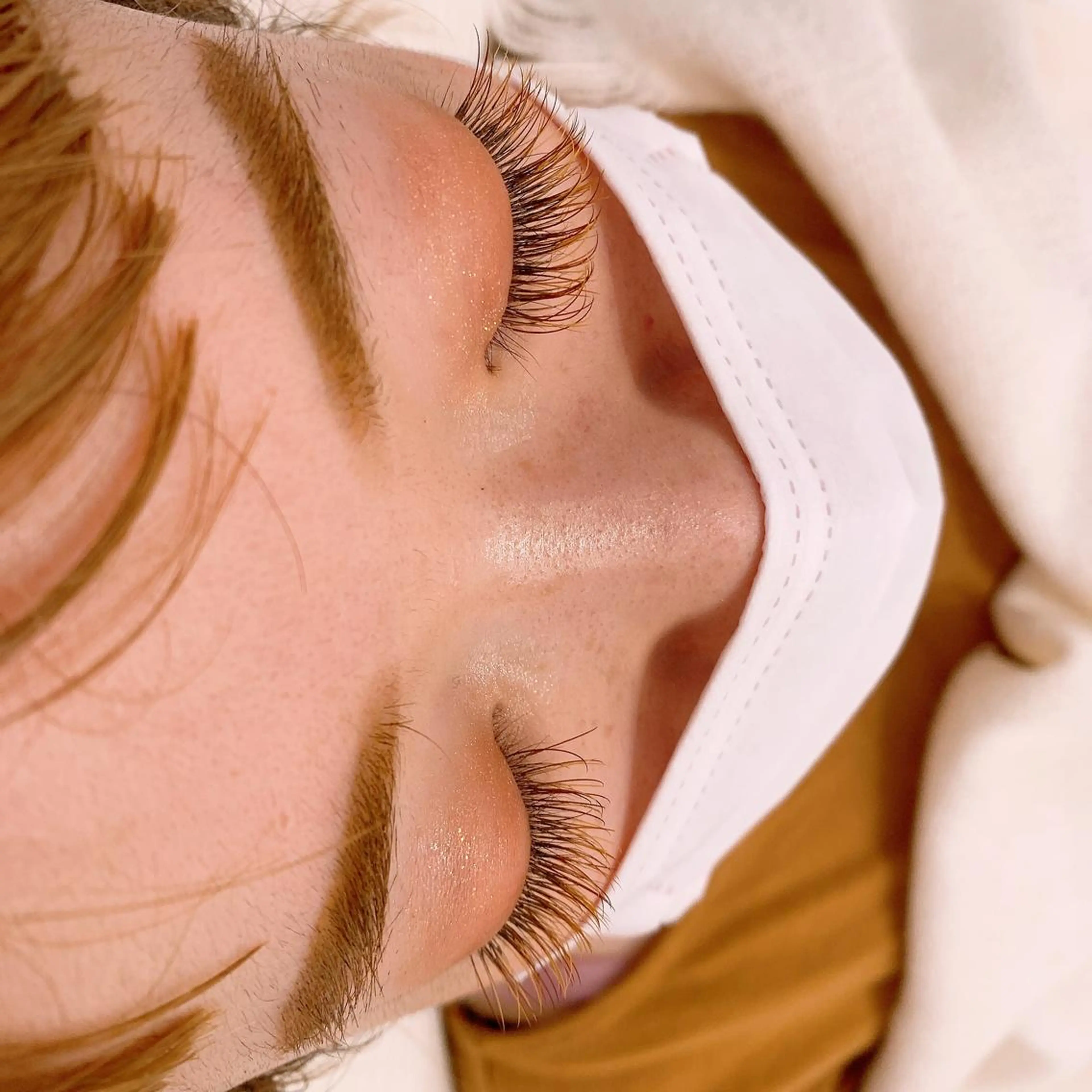 マツエク・マツパ カラーマツエク Lucia 深野のマツエク・マツパデザイン