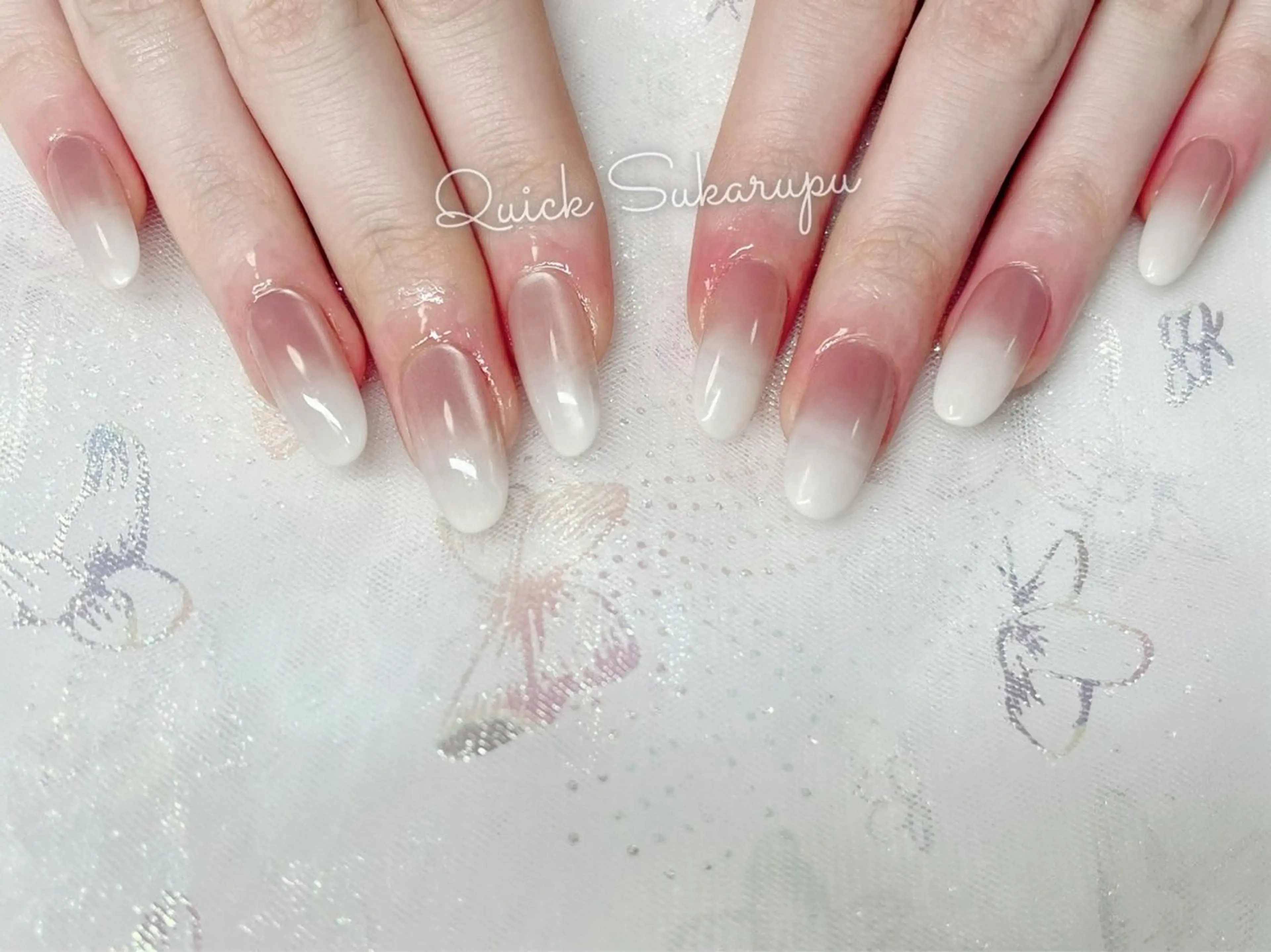 ミディアム ハンドネイル Quick Sukarupu 高田馬場店所属・Quick Sukarupuのネイルデザイン