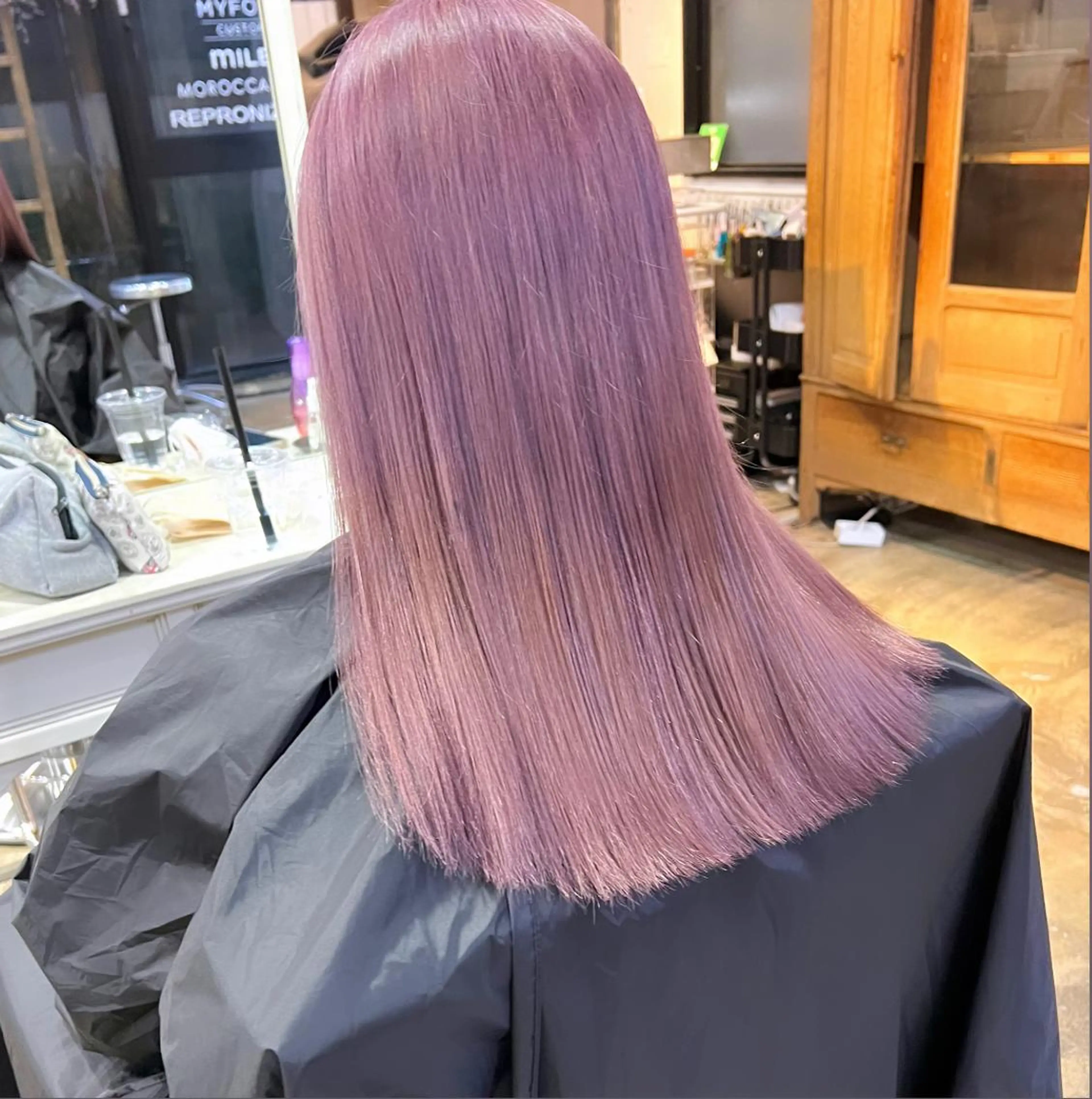 ロング ヘアアレンジ ヘアカラー ツガミ リナのヘアスタイル