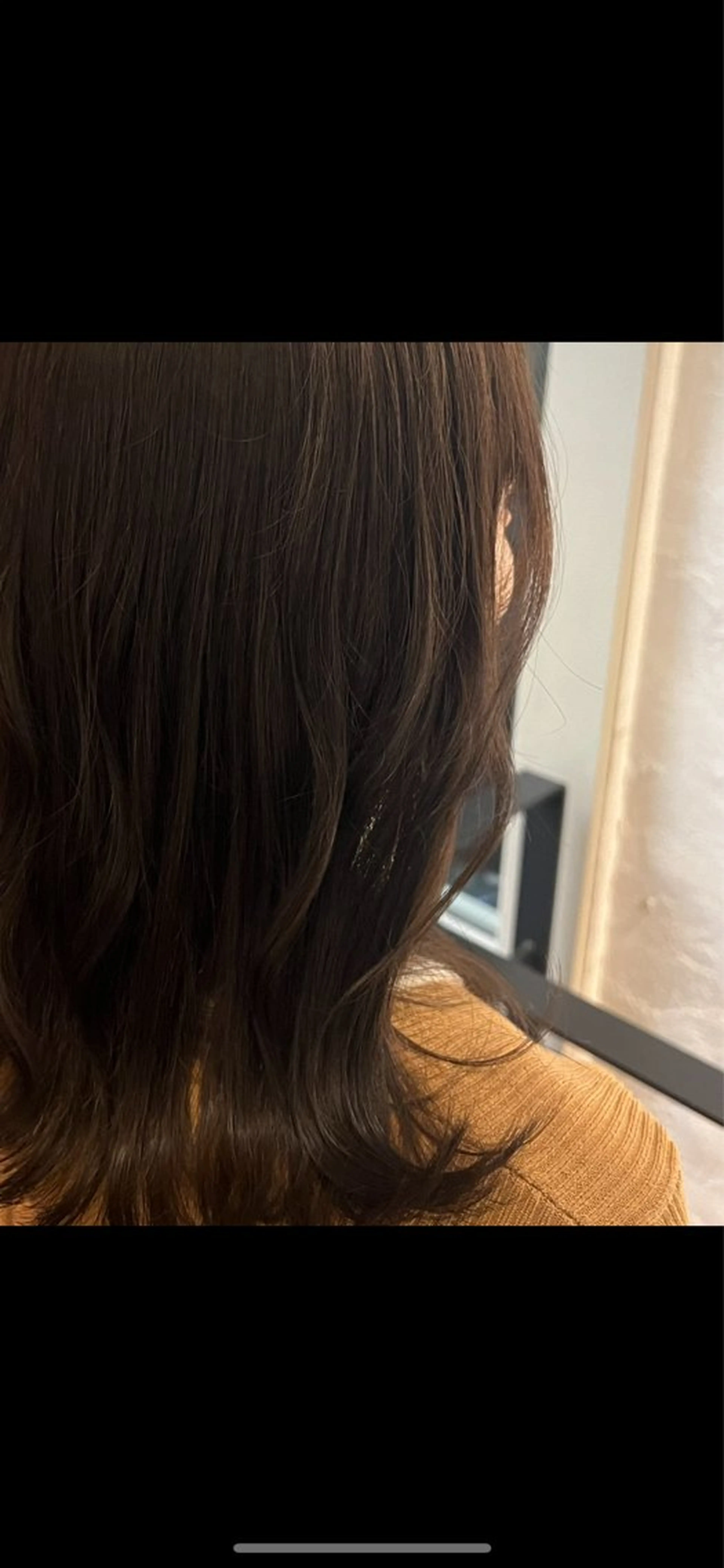 セミロング カラー 廣瀬 京花のヘアスタイル