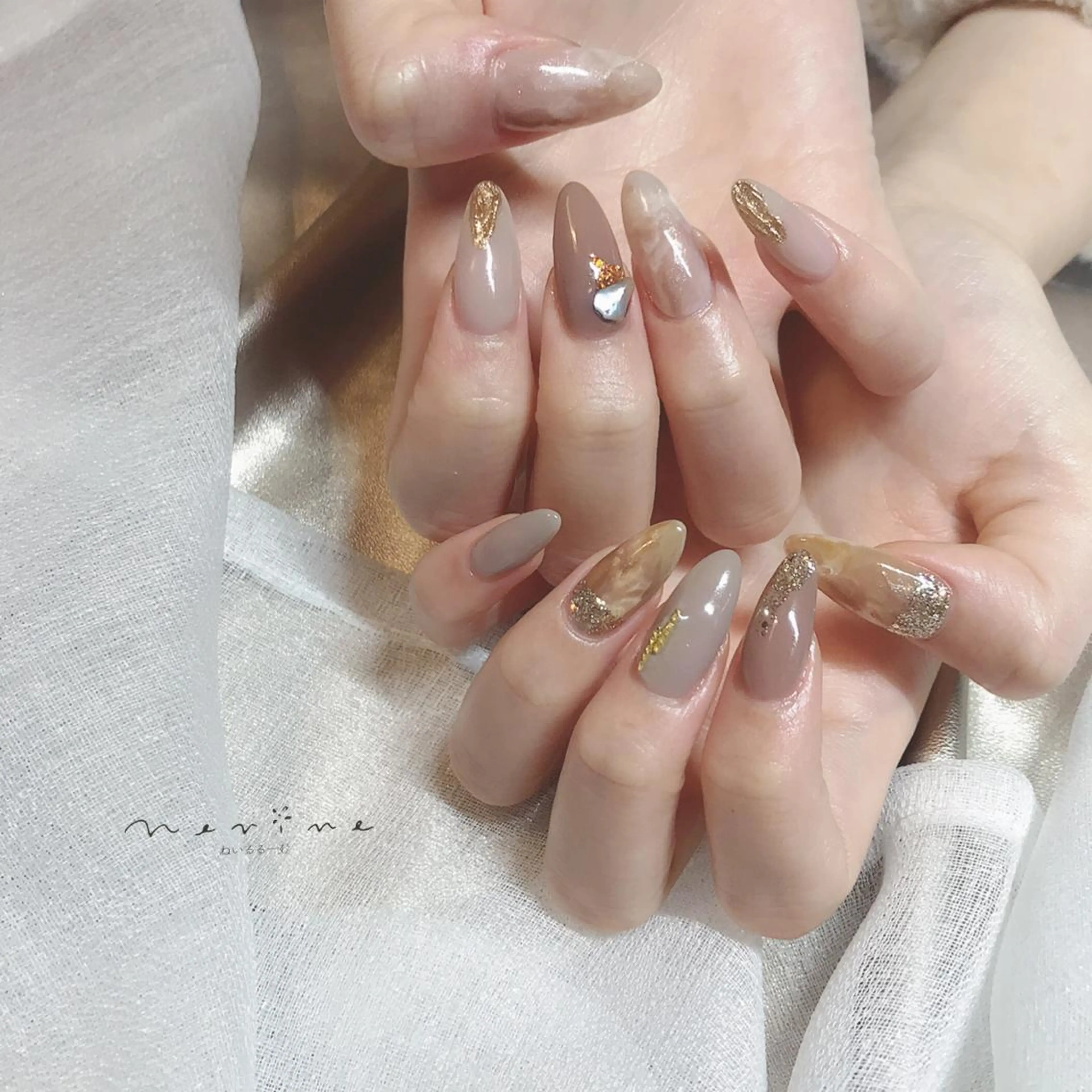 ネイル NAILST Naomiのネイルデザイン