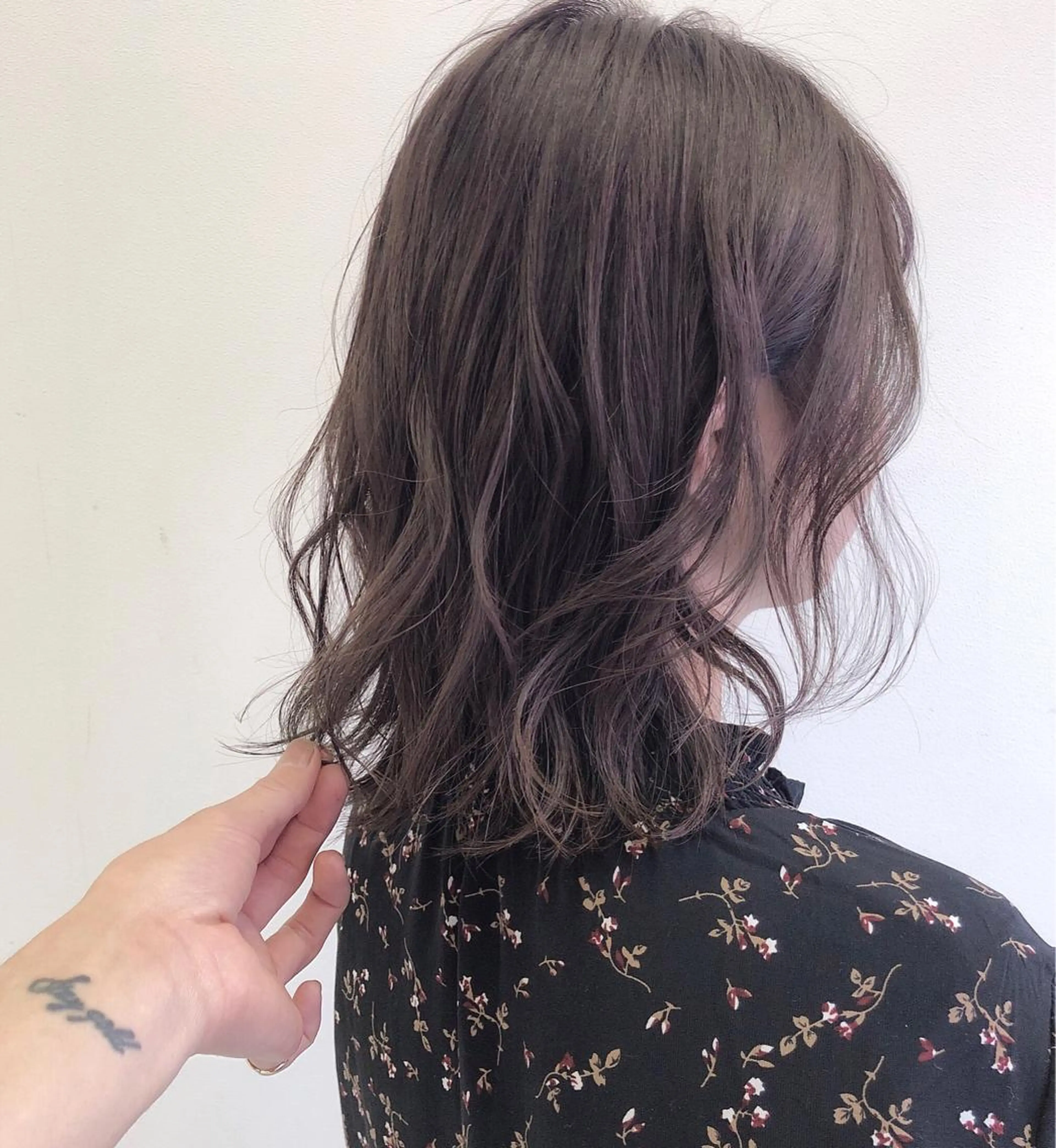 ミディアム コトネ🫧 韓国風レイヤーカットのヘアスタイル