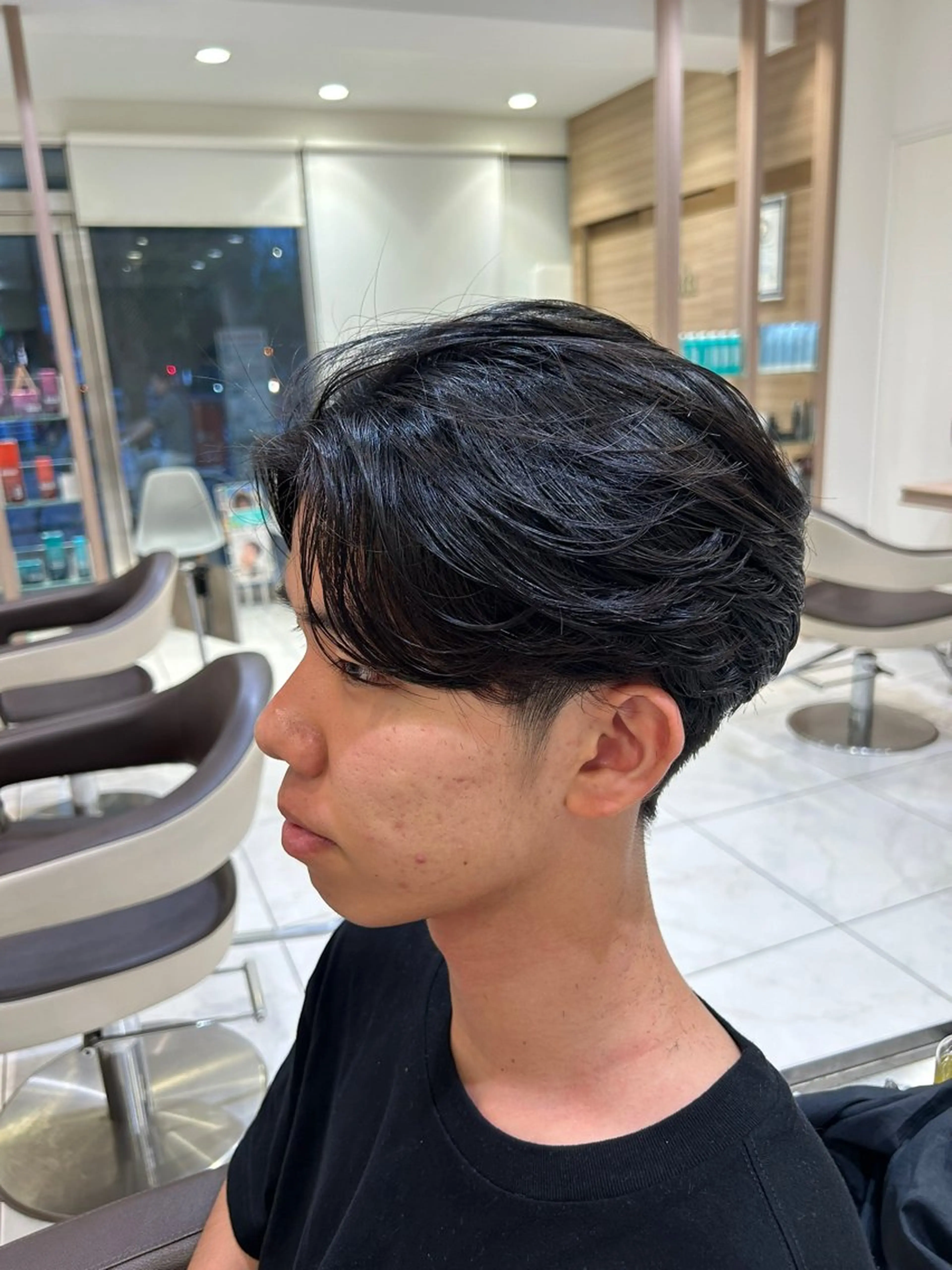 ショート パーマ ハイトーン/レイヤー 藤田健太郎のヘアスタイル