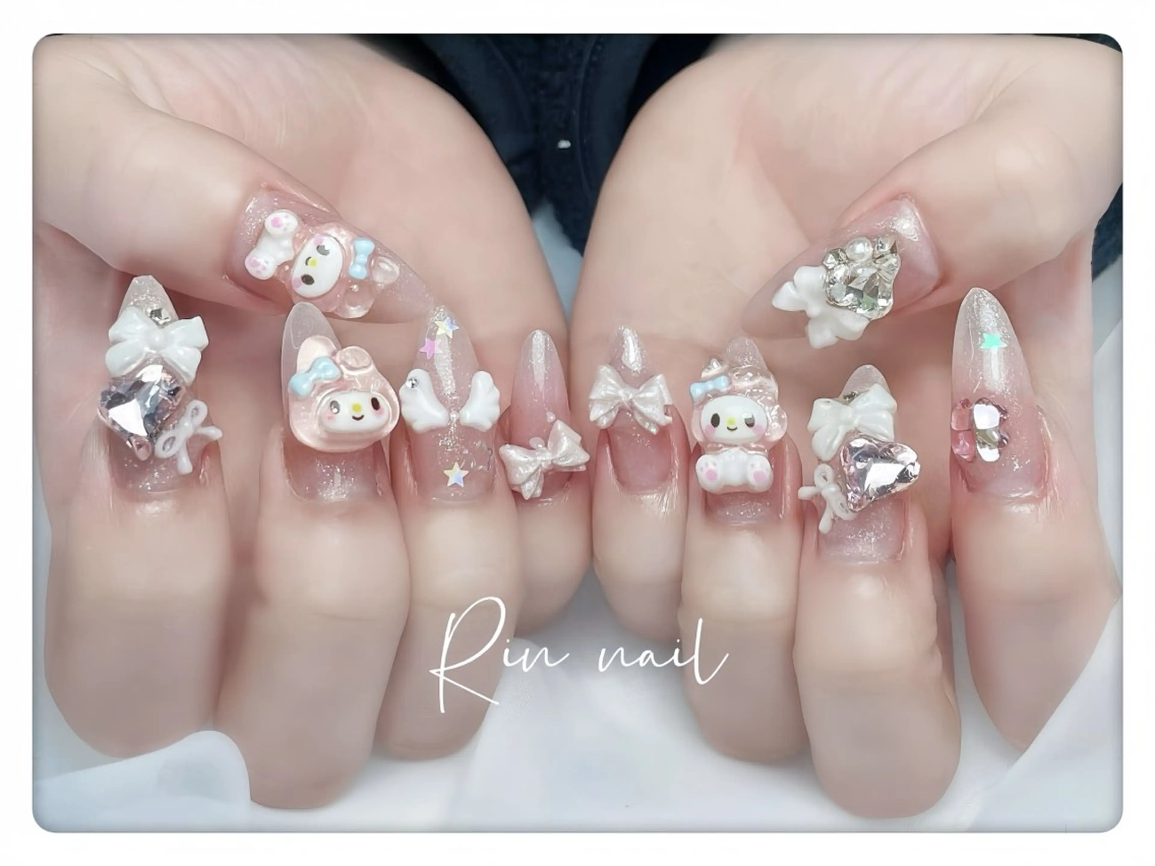 ネイル アートネイル チークネイル ジェルネイル ロングネイル マグネットネイル ハンドネイル Rin Nail 新大久保店のネイルデザイン