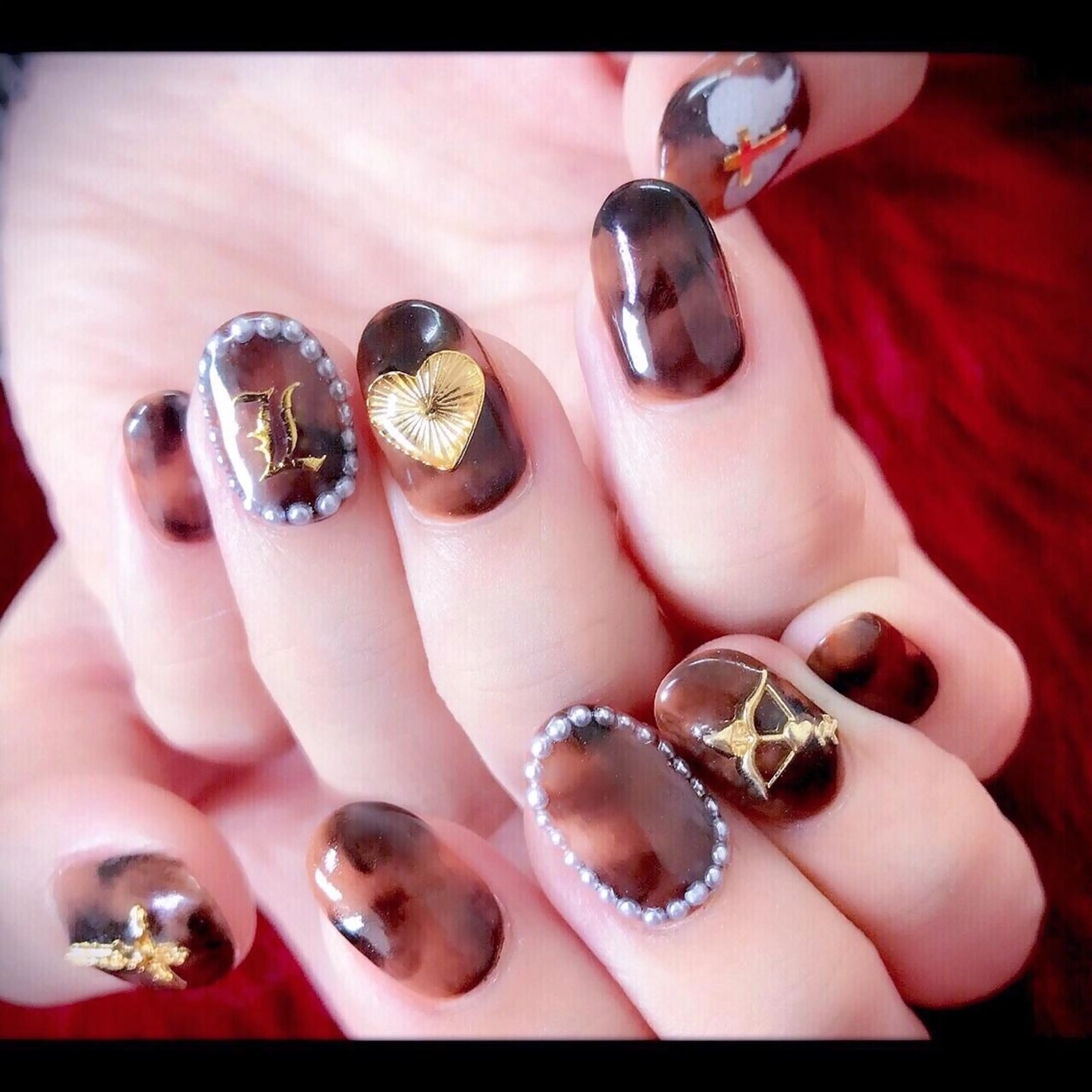 ネイル NOIROUGE所属・NOI ROUGEのネイルデザイン