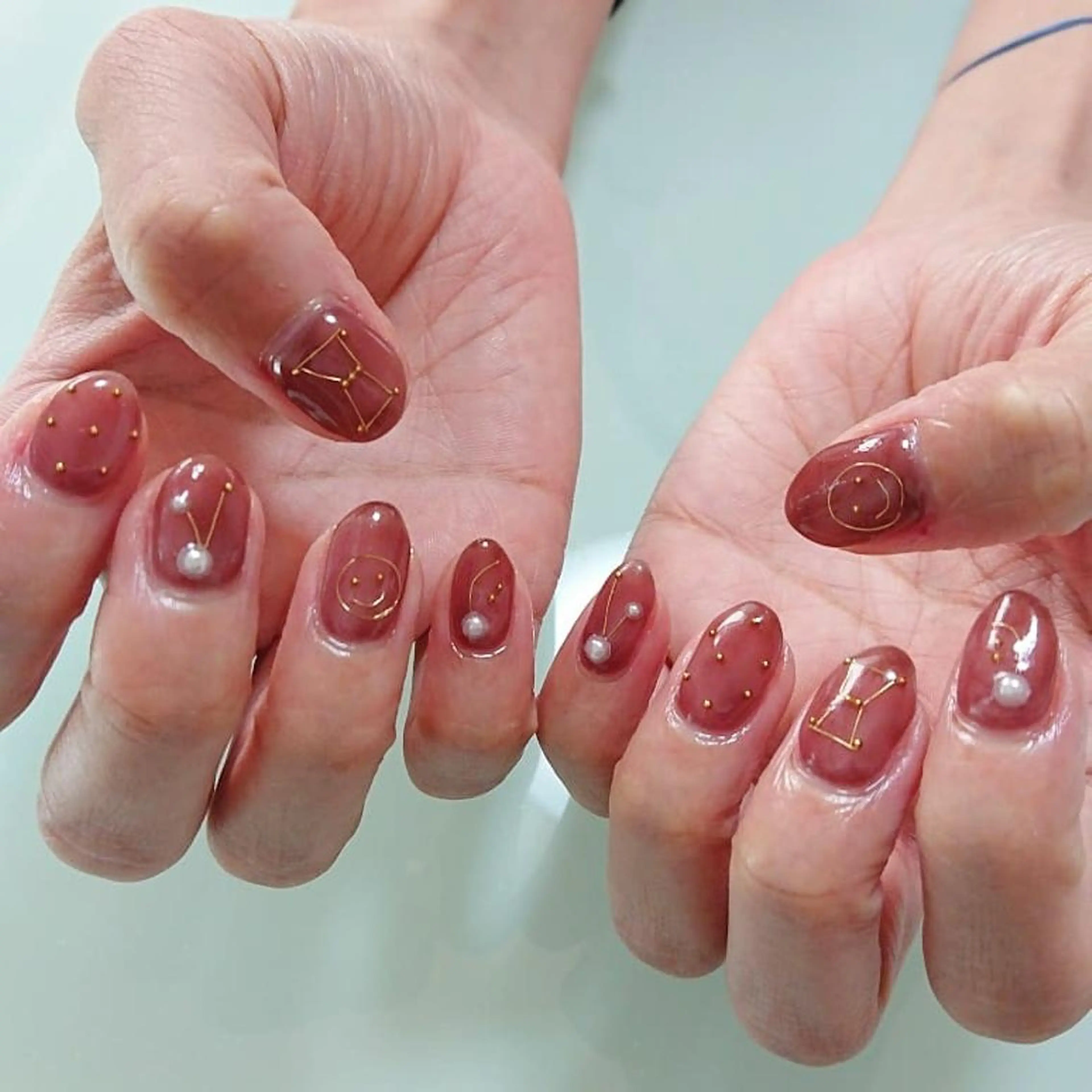 ネイル QULEONAIL所属・大城 裕麻のネイルデザイン