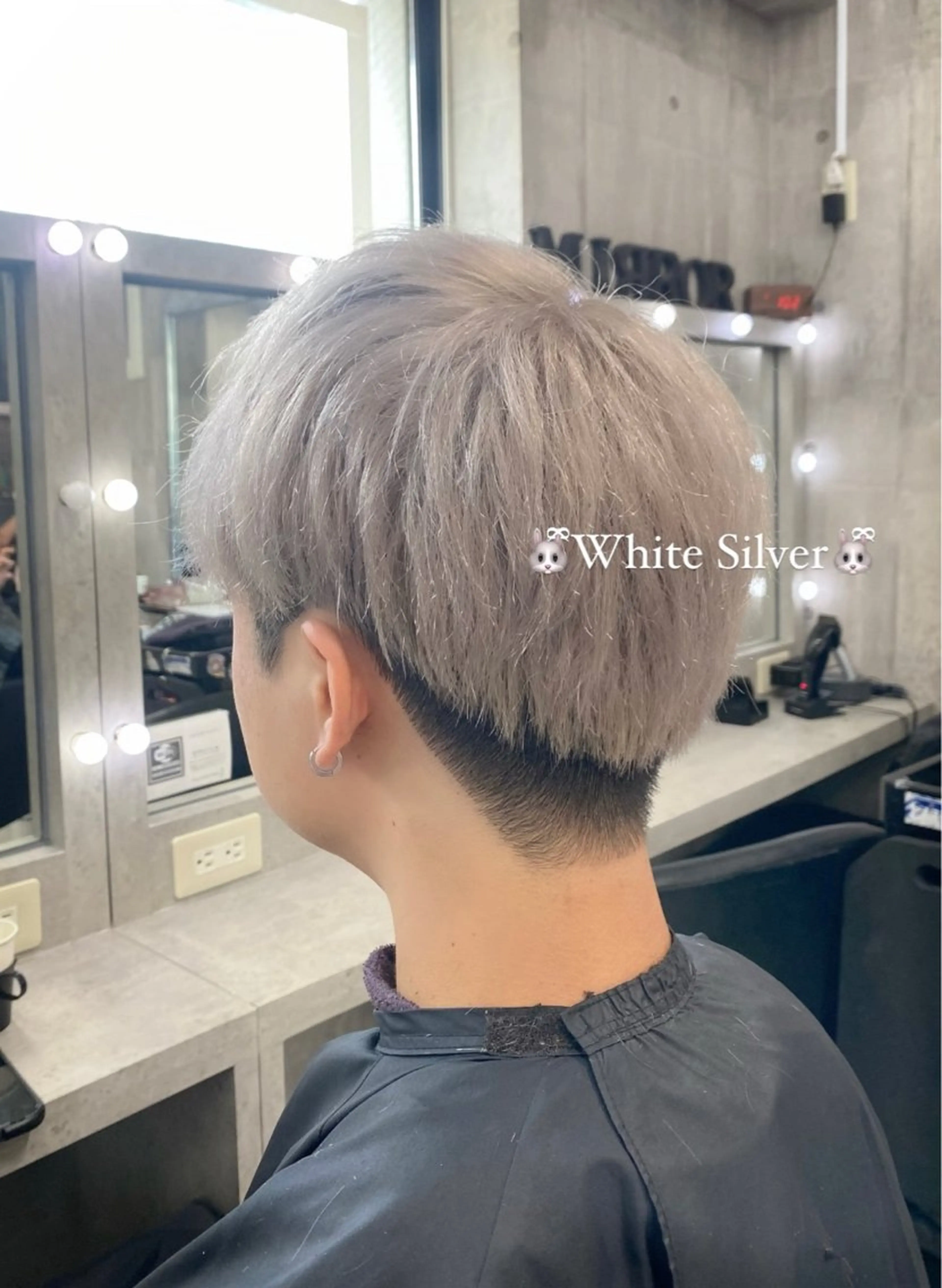 ショート カラー ヘアアレンジ メンズ ヘアカラー のん🎀ハイトーン/ レイヤーカット🐳のヘアスタイル