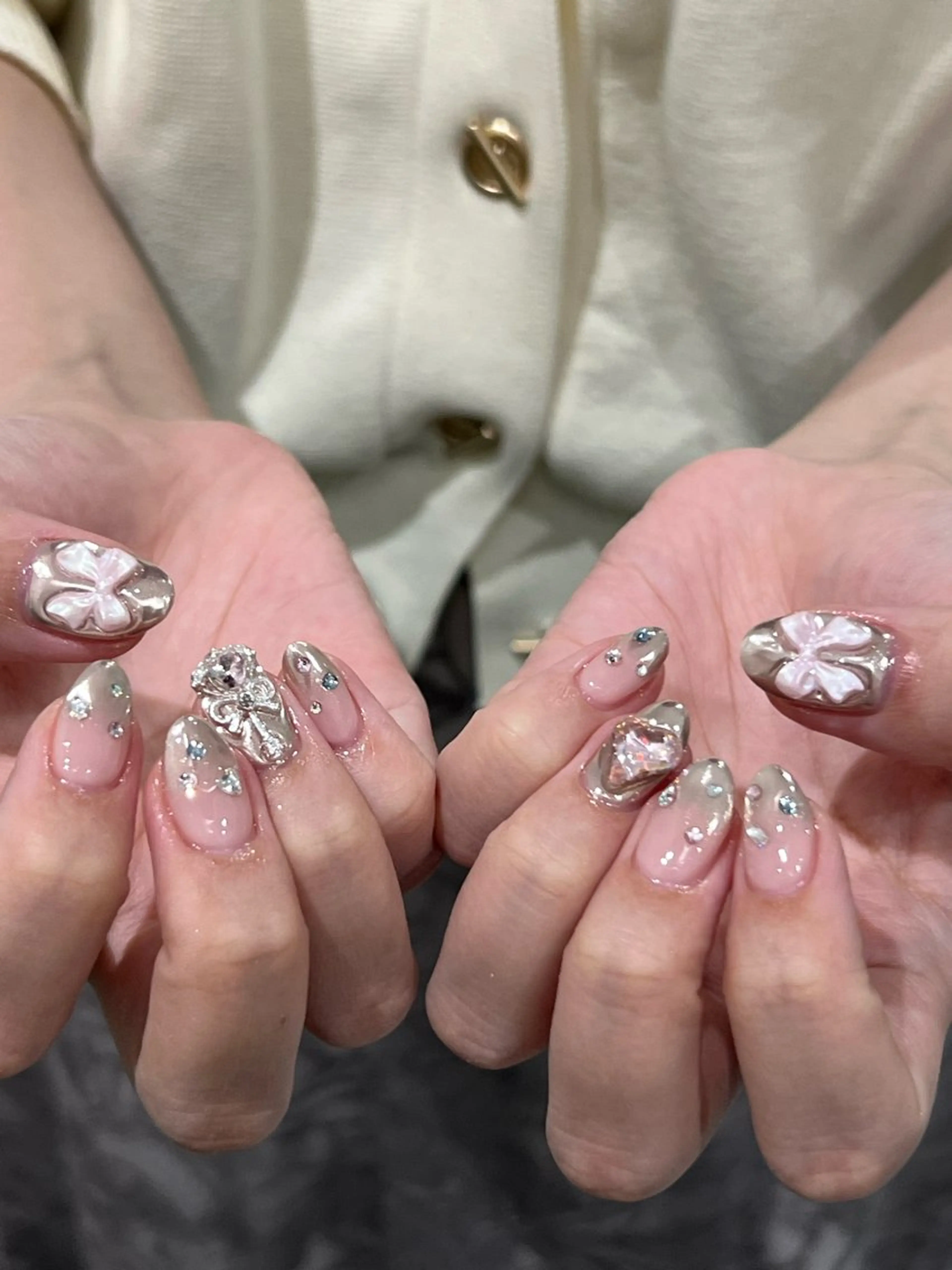 ネイル GO TODAY SHARE SALON 新宿Gratia店所属・RURU nailのネイルデザイン
