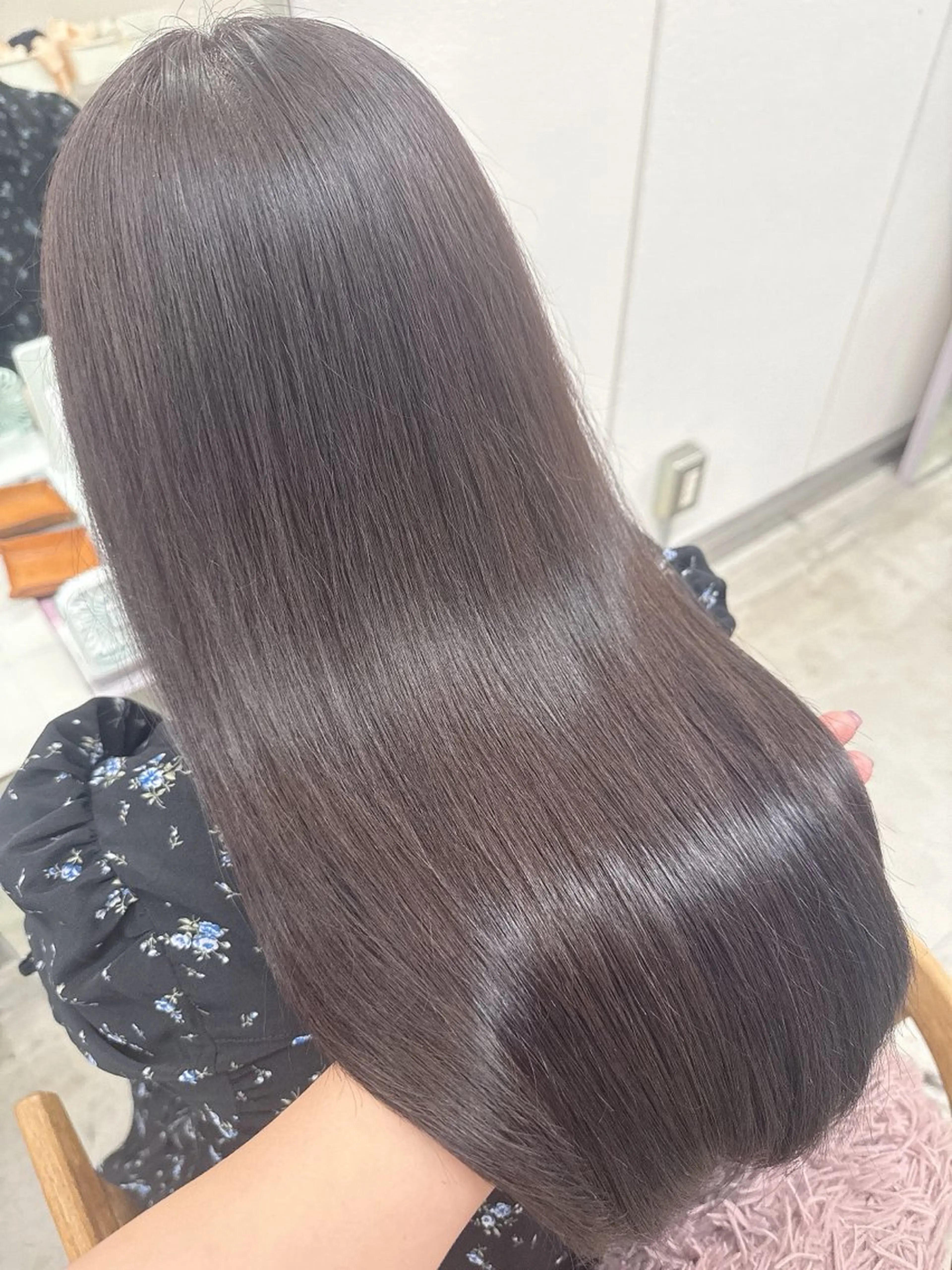 ロング カラー カット ヘアカラー トリートメント 🌷花屋併設🌷 西松さらのマツエク・マツパデザイン