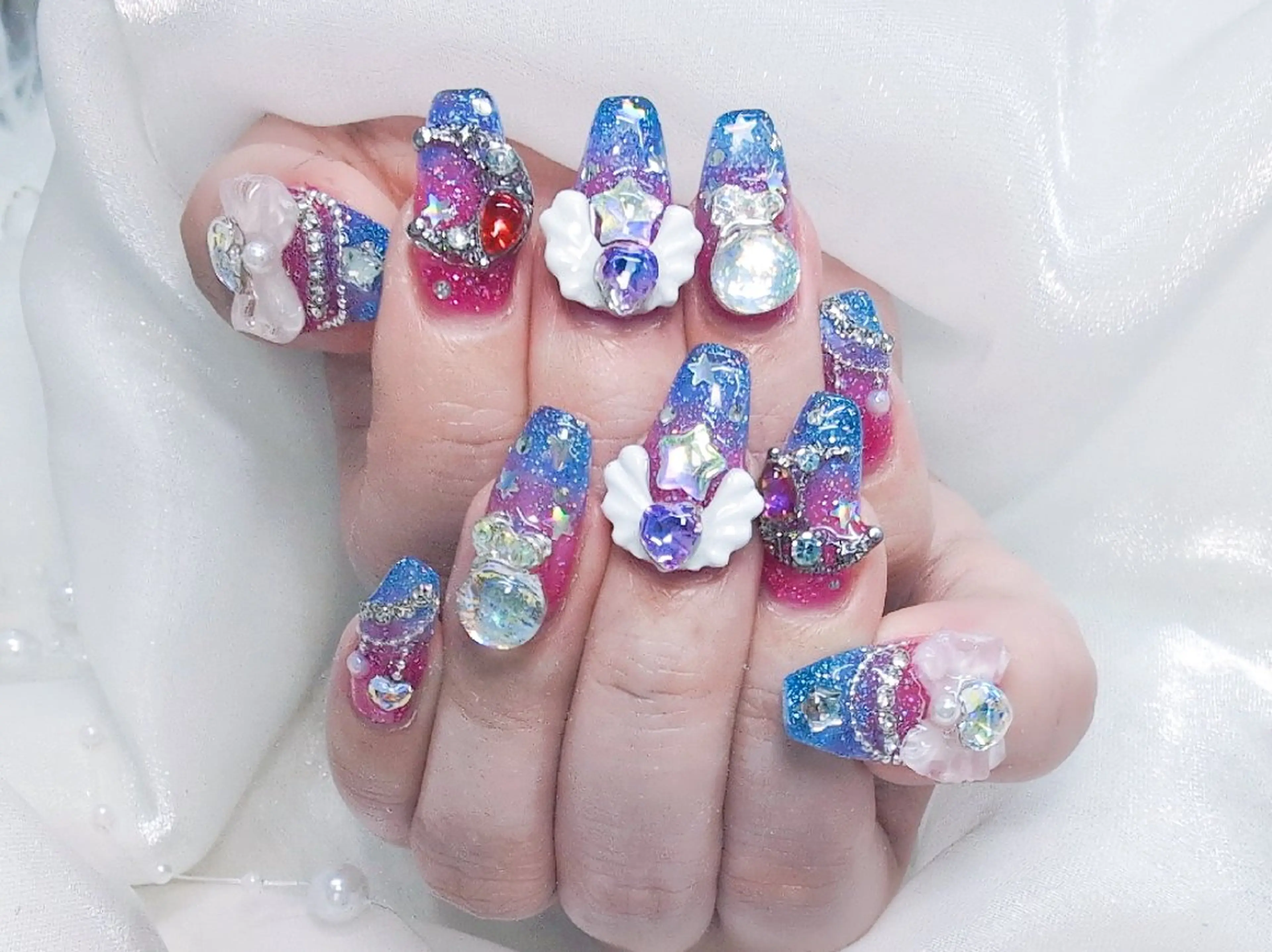 ネイル チークネイル 成人式 長さ出し フラッシュネイル フレンチネイル Chouette Nailのネイルデザイン