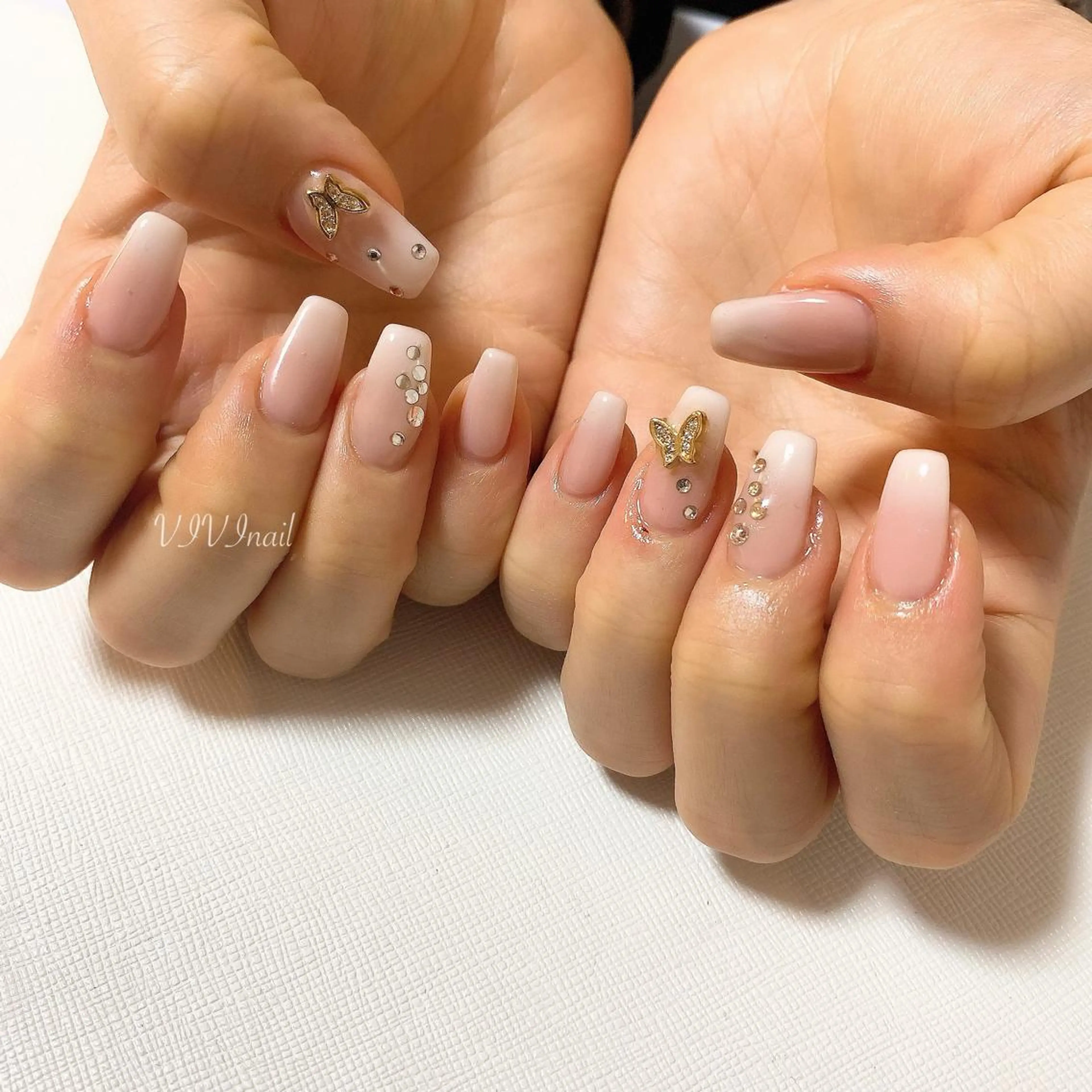 ネイル ハンドネイル vivi nailのネイルデザイン