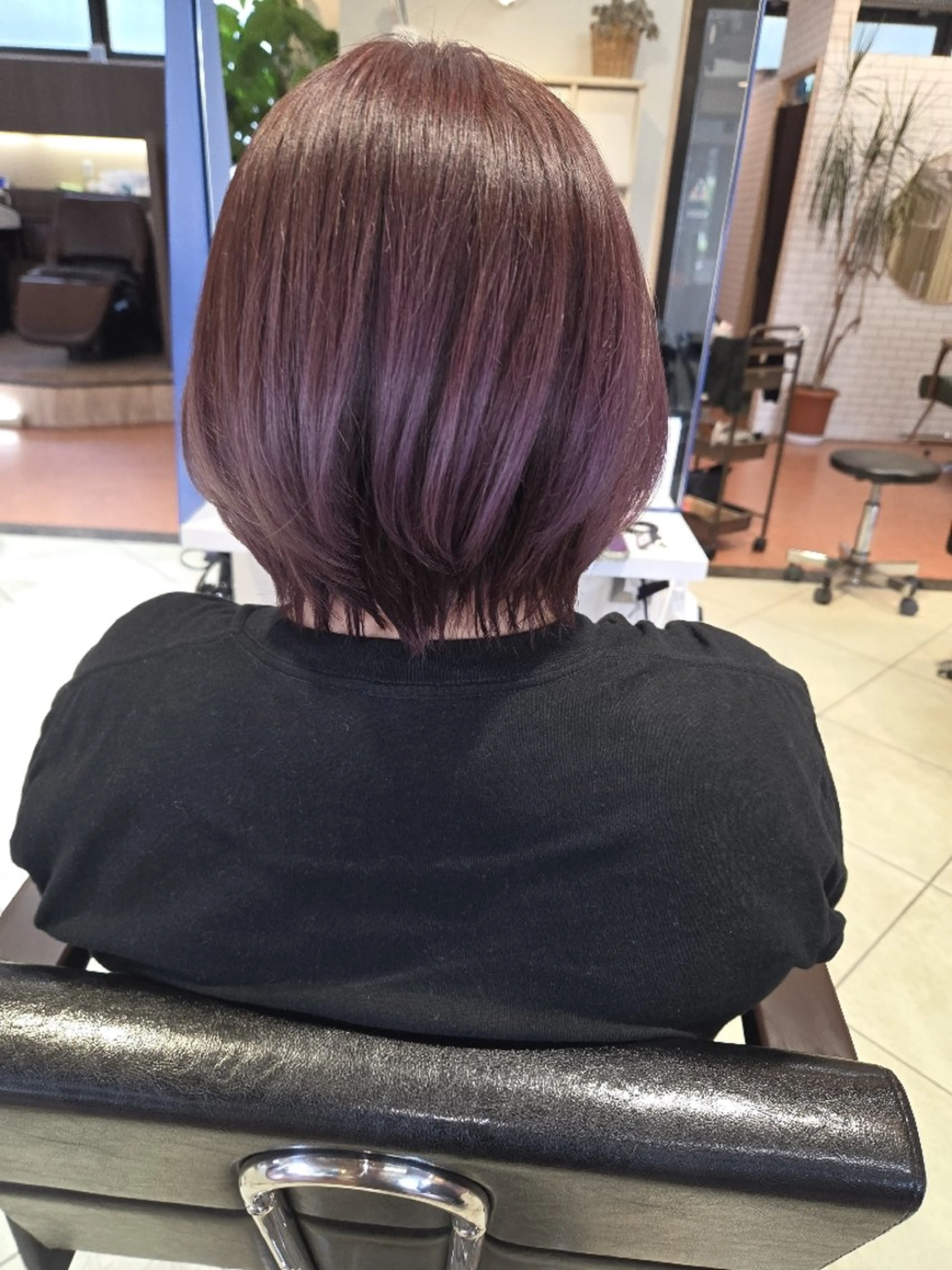 ショート カット ヘアカラー トリートメント 武鹿野 光江のヘアスタイル