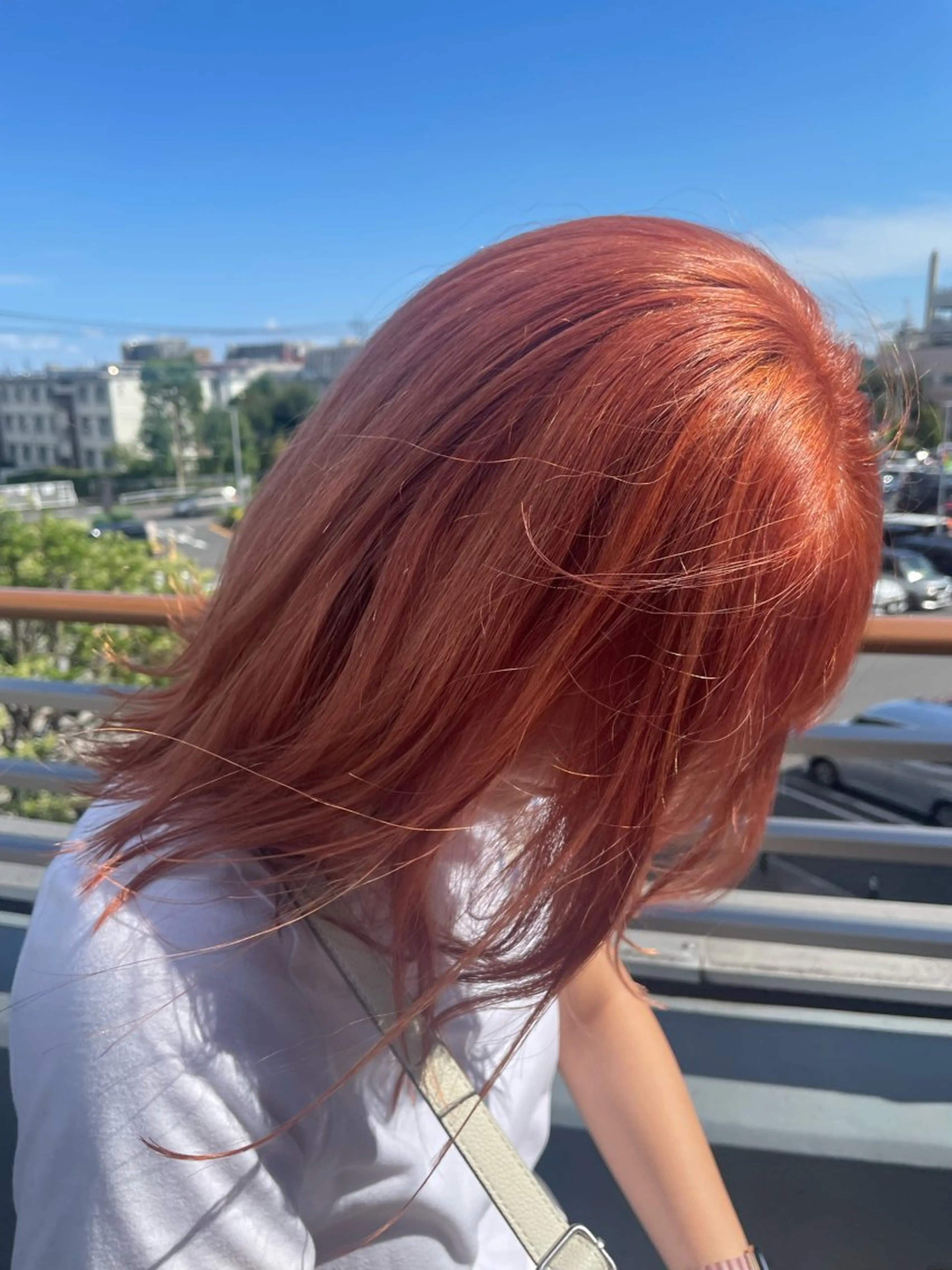 セミロング カラー ブリーチ ダブルカラー オレンジ ピンクカラー まとまりの良い髪に✨ AOI🩷のヘアスタイル