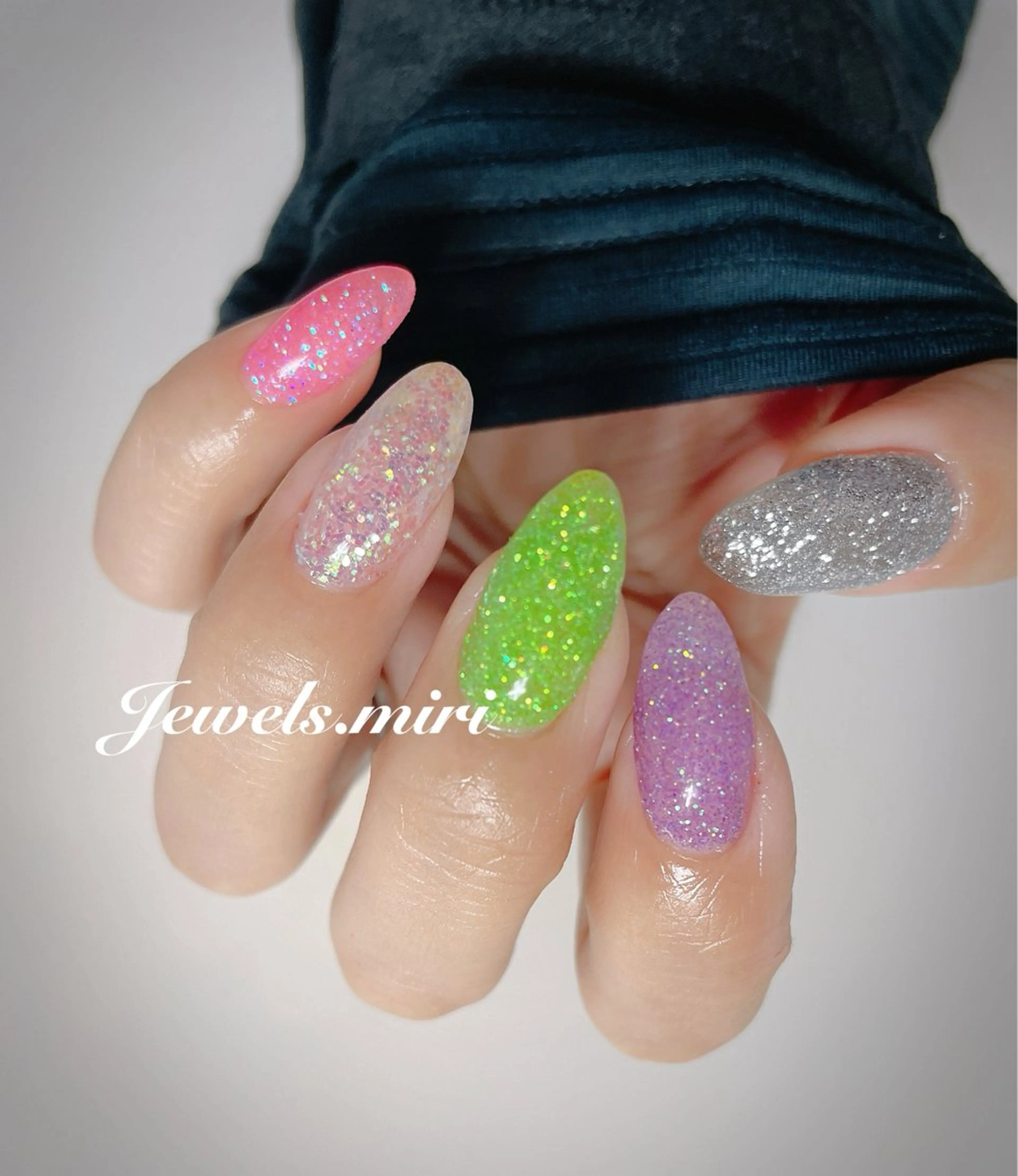 ネイル フラッシュネイル キラキラネイル ラメ(グリッター) ワンカラーネイル 春ネイル Jewels nail lily 白楽所属・ネイルサロン Jewels Mのネイルデザイン