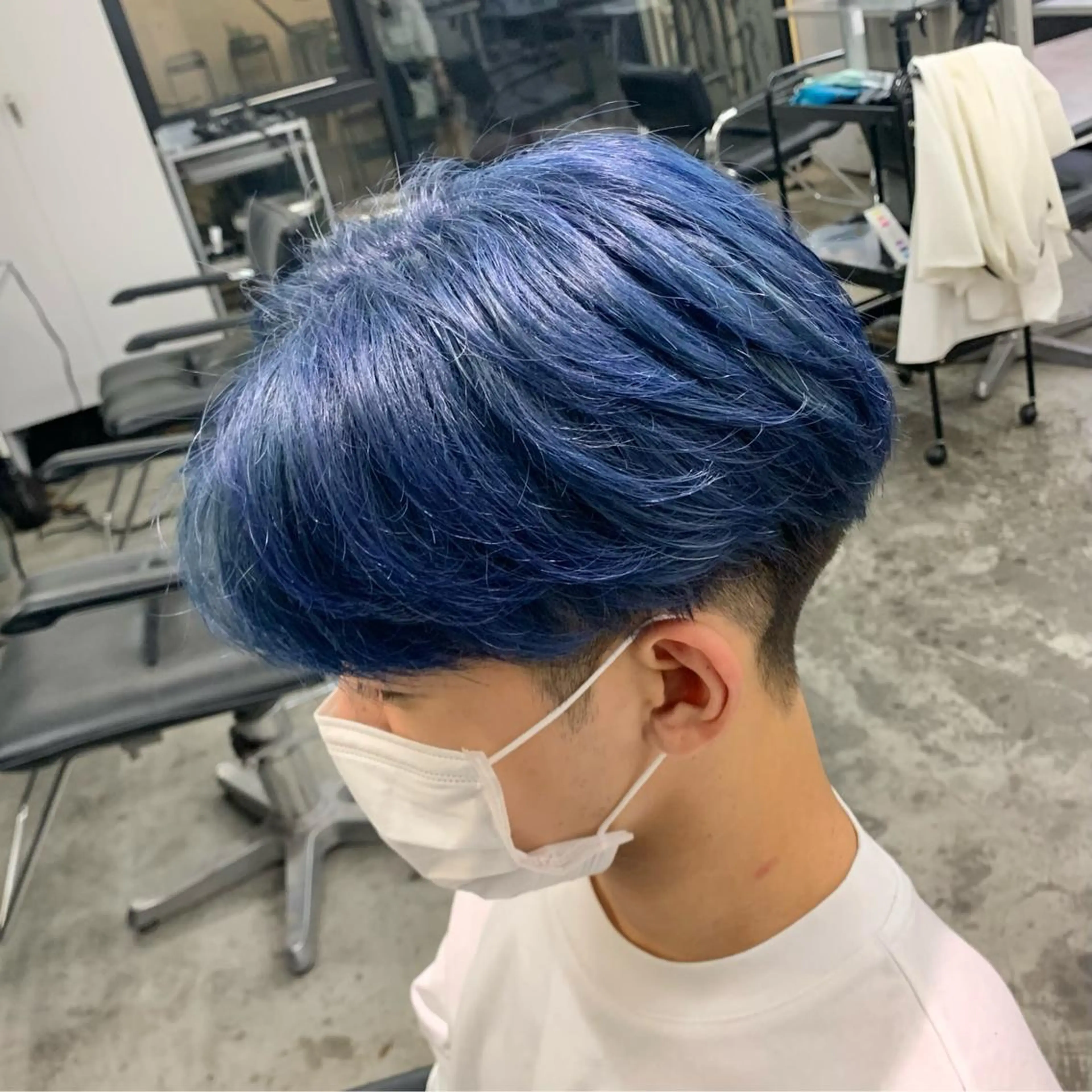 ショート カラー メンズ ブルーカラー 透明感カラー カット ヘアカラー メンズ特化美容師/ 藤戸 椋のヘアスタイル