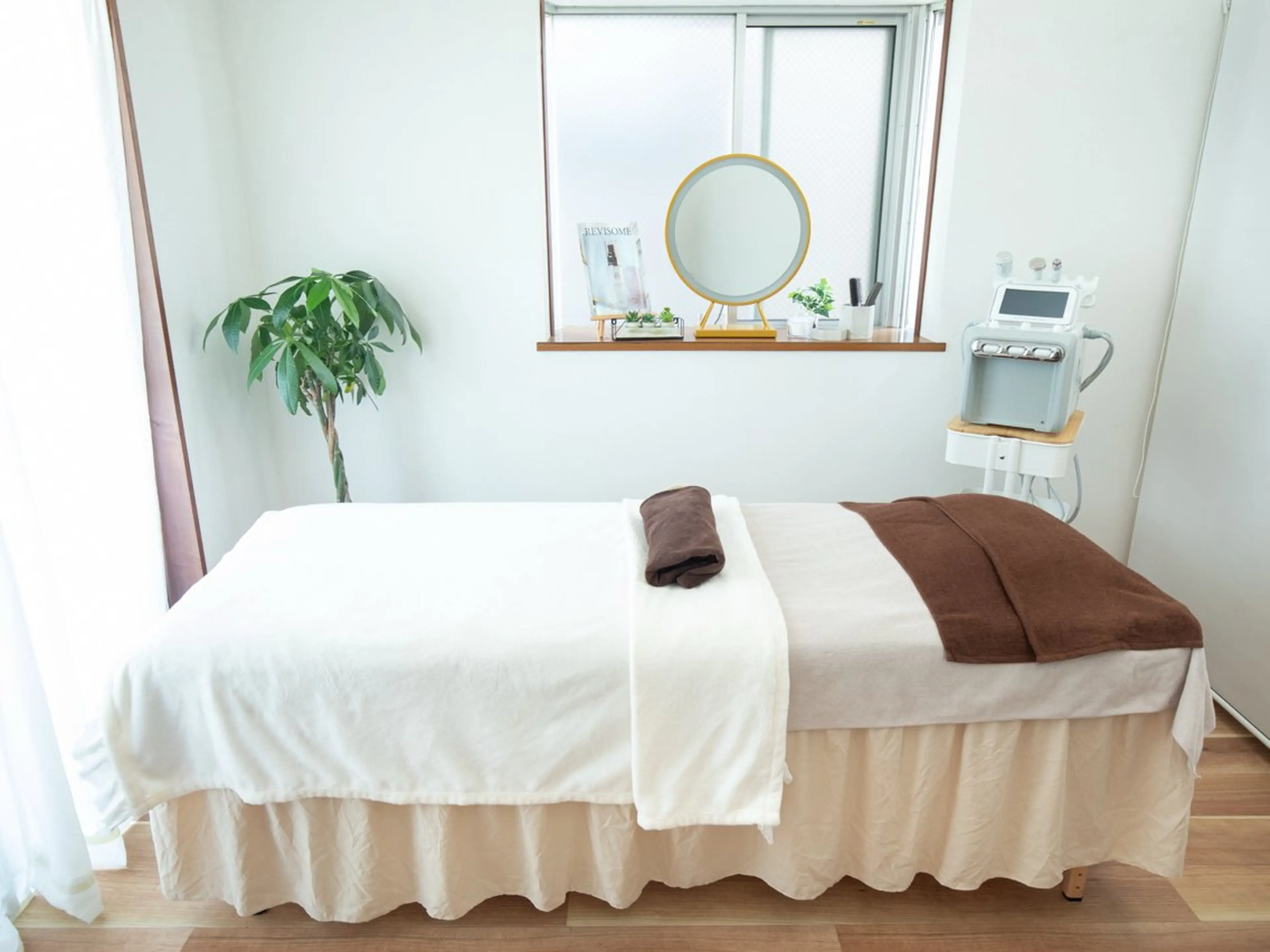 【ハーブピーリング/毛穴洗浄】NA skin 川崎店〜ニキビ・毛穴専門店〜所属・NAホワイトニング 川崎店のエステ・リラクイメージ