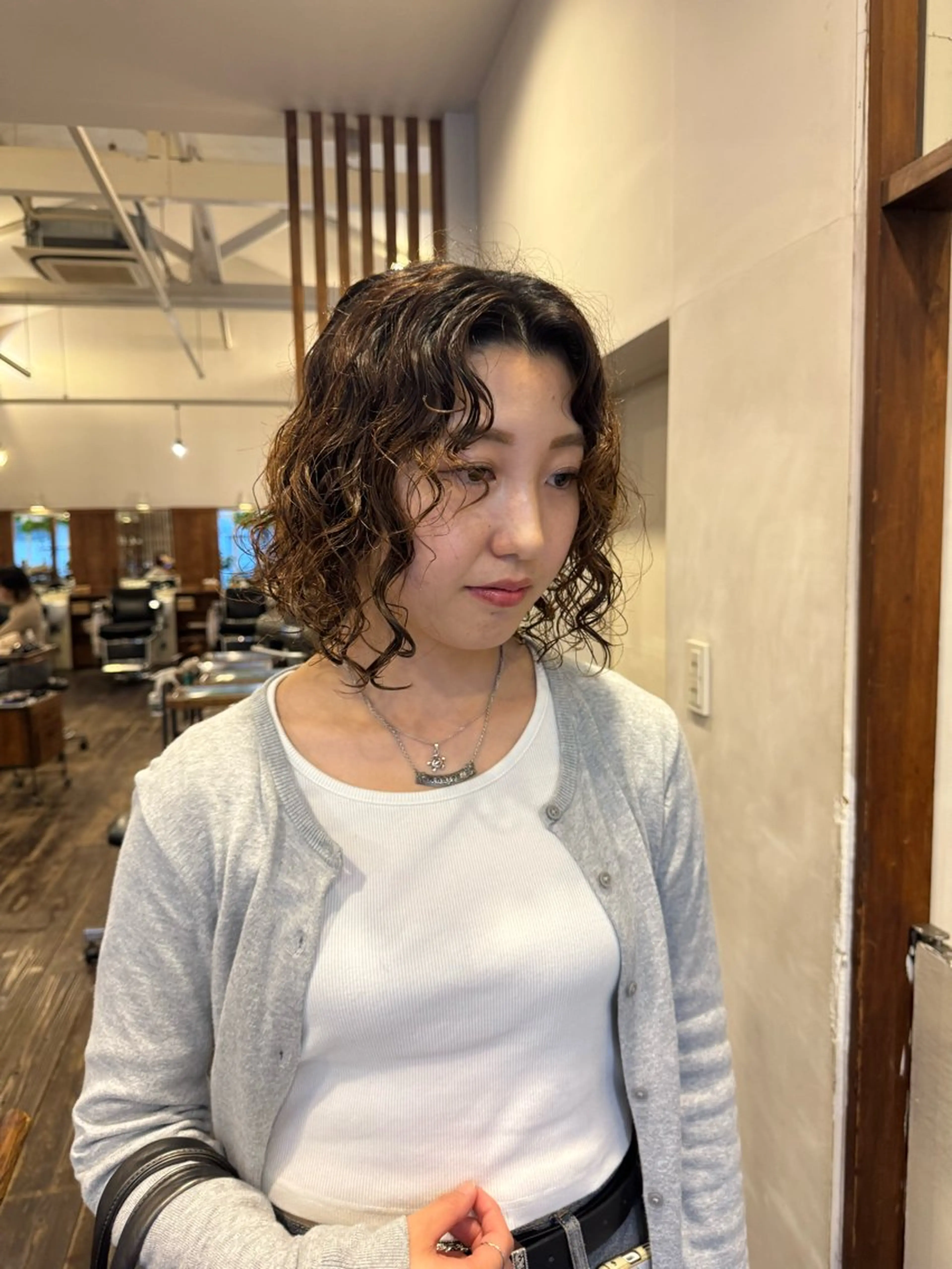 ミディアム パーマ カット パーマ MOK大阪梅田店 Asahiのヘアスタイル