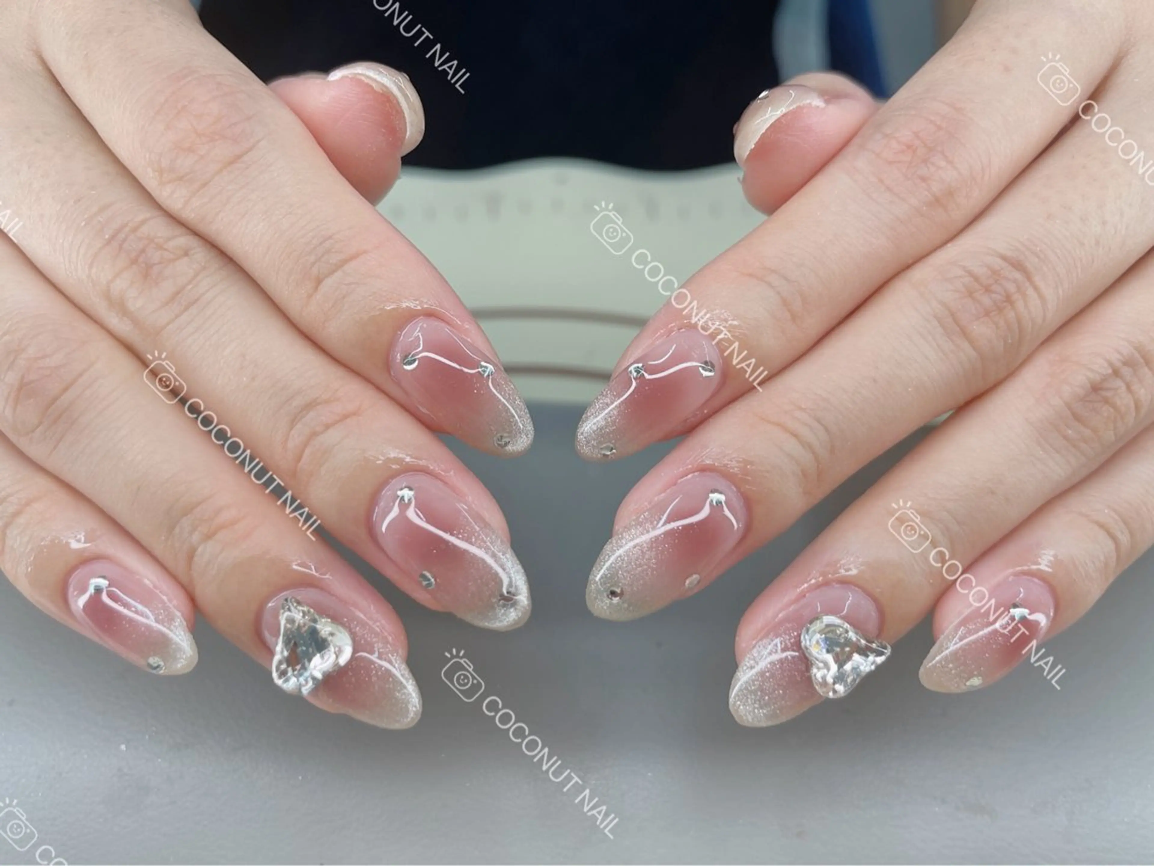 ネイル ハンドネイル 神田 ココナッツのネイルデザイン
