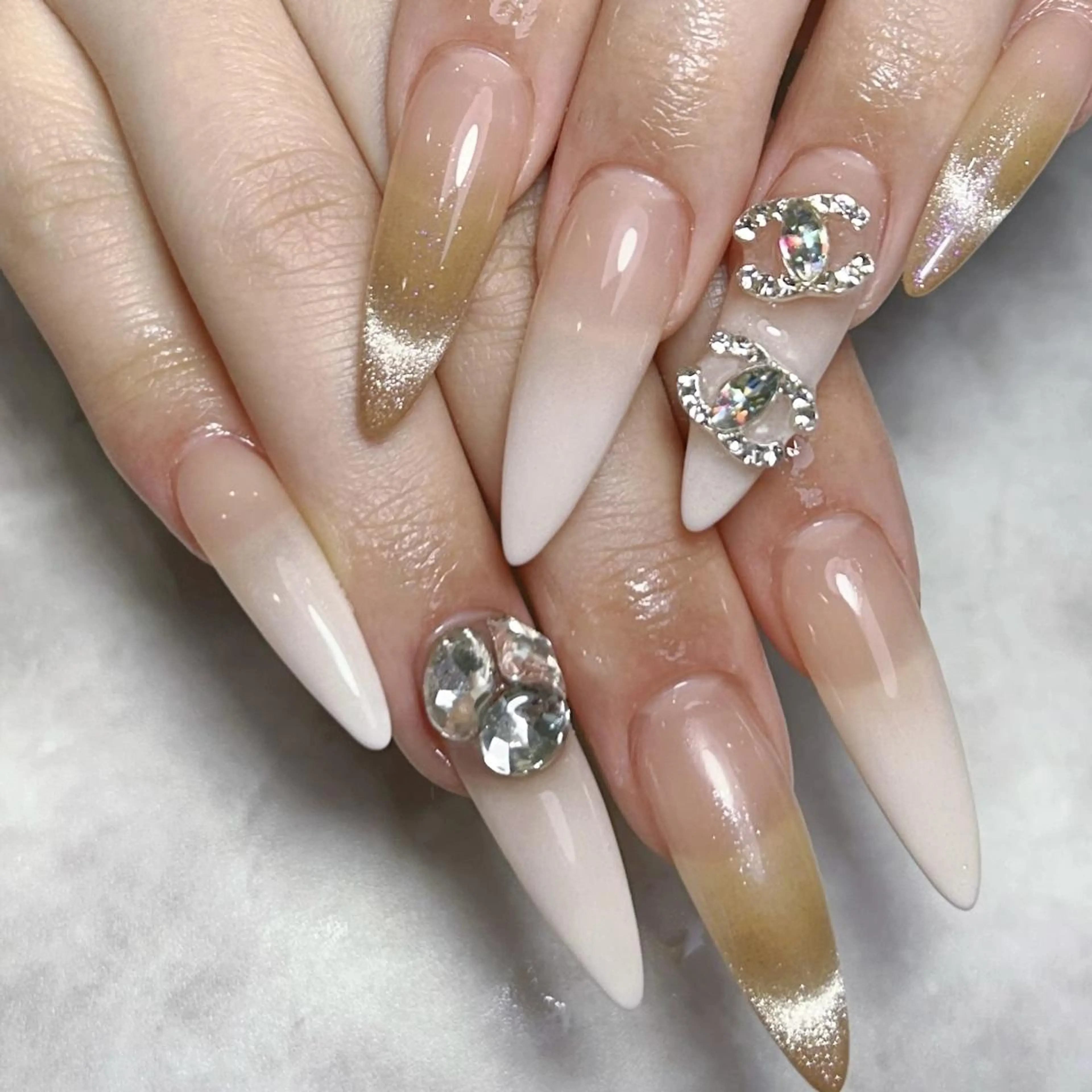 ネイル ハンドネイル ＲＥＢＥＳＴ nailのネイルデザイン