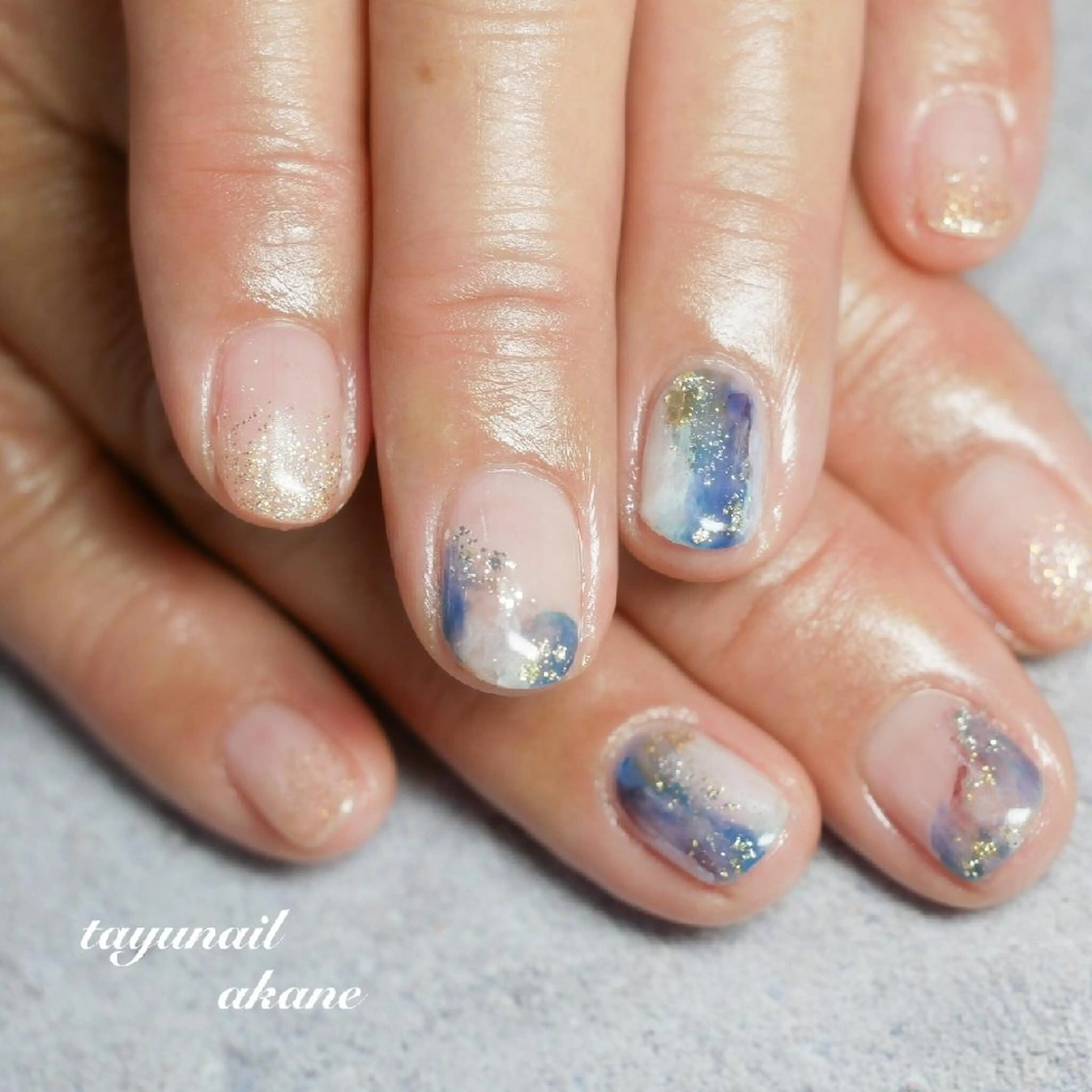 ネイル アートネイル ブルー ジェルネイル ゴールド ラメ(グリッター) ネイルサロン・ネイルスクール　たゆnail所属・ネイルサロン 【たゆnail】のネイルデザイン