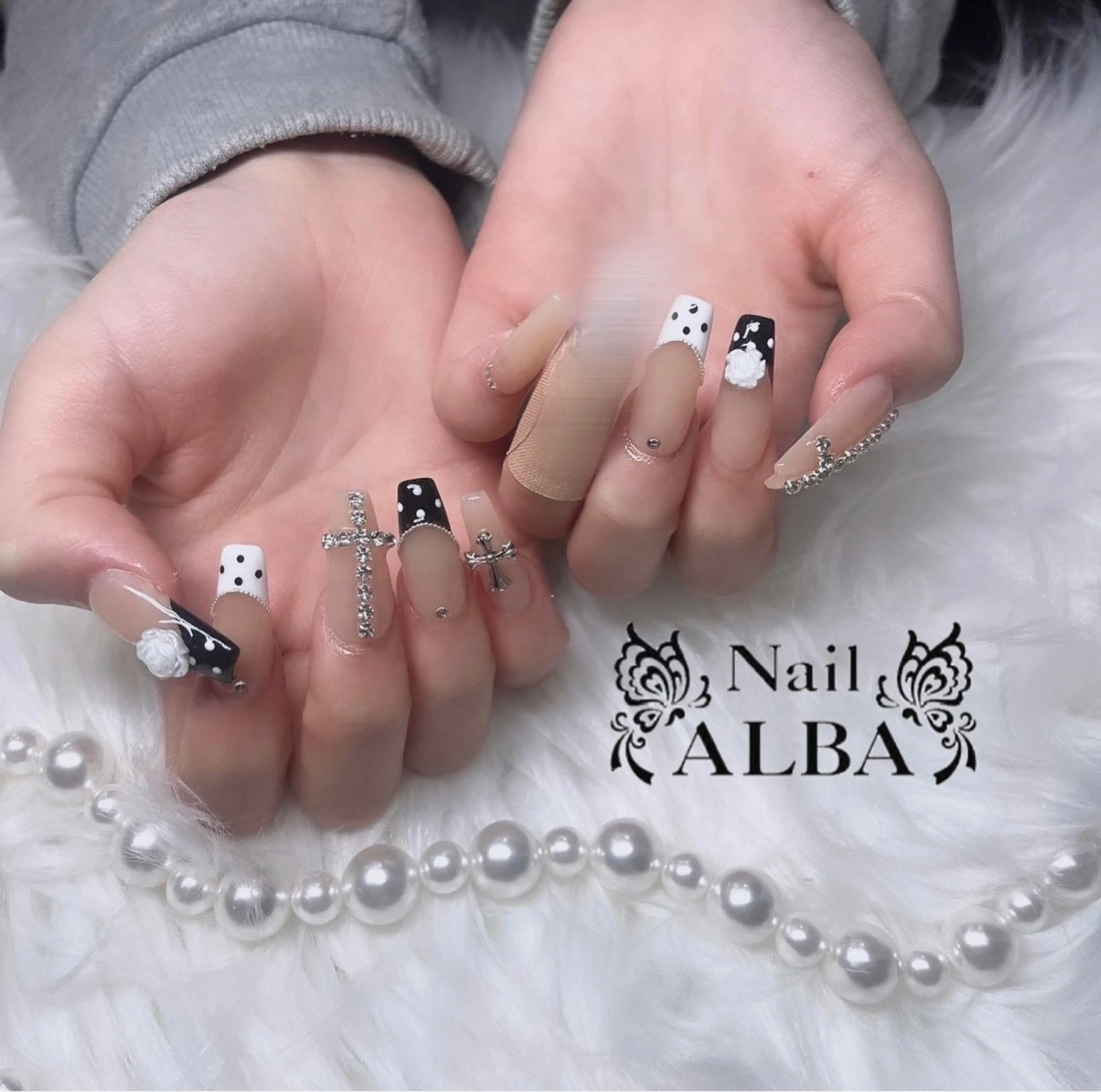 ネイル 石王 美羽のネイルデザイン