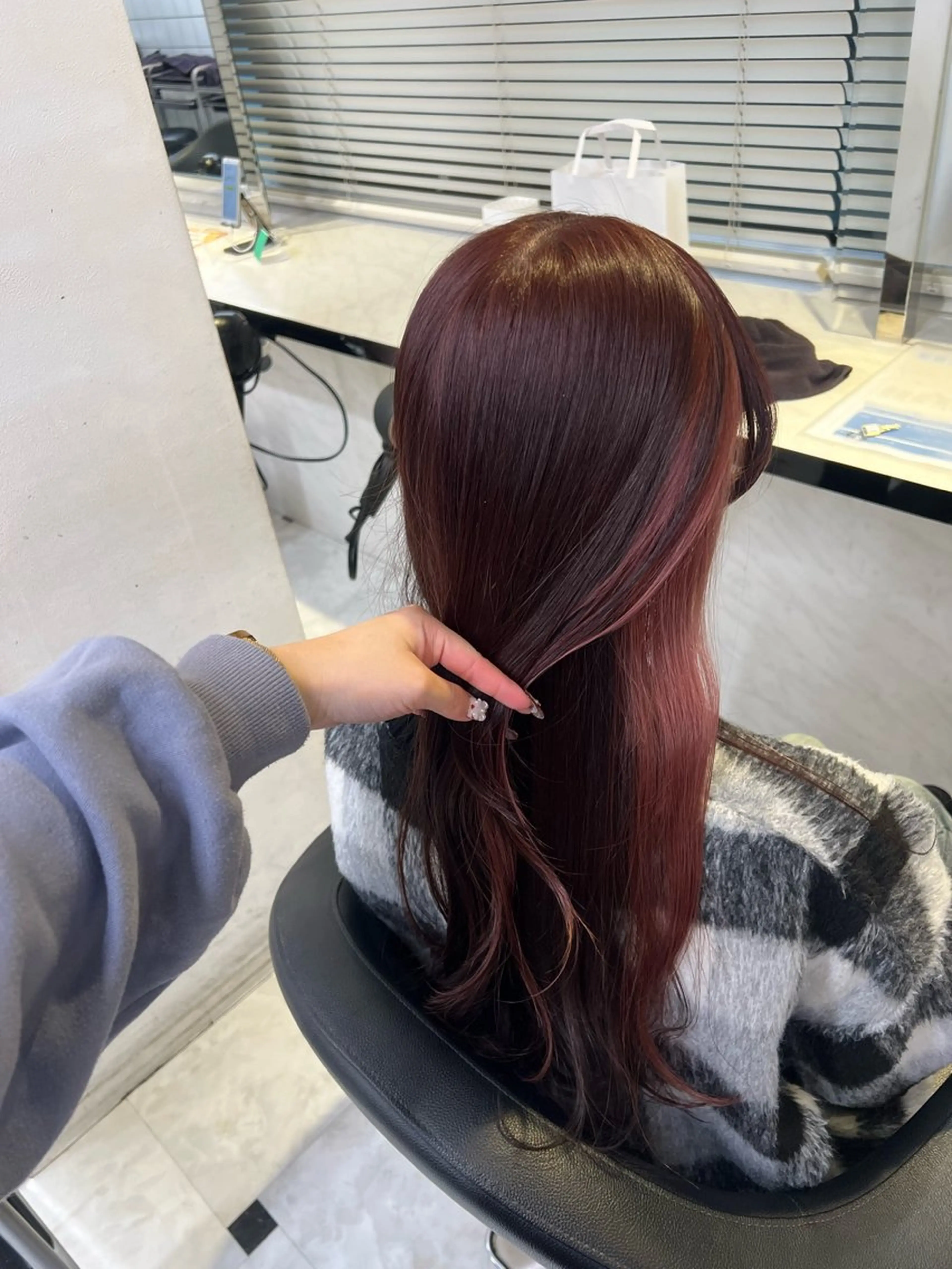 ロング カラー ヘアカラー トリートメント ヘアセット 愛され暖色♥️モテ 艶髪♥️りなのヘアスタイル