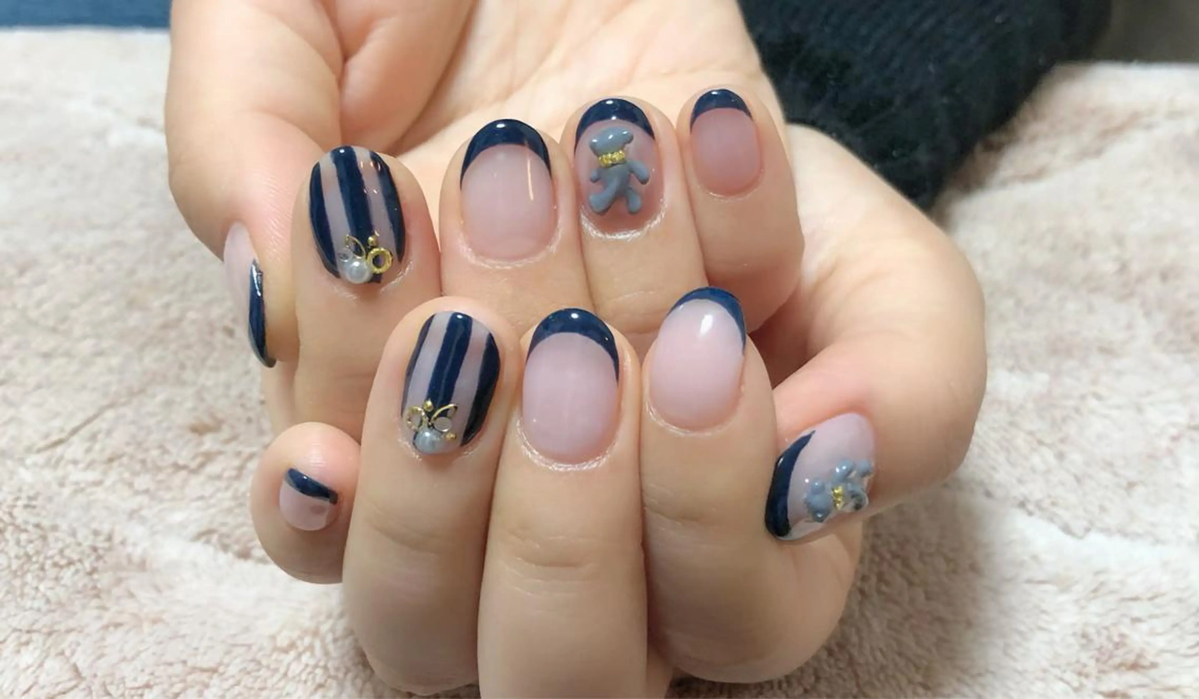 ネイル ハンドネイル t. yoshizawaのネイルデザイン