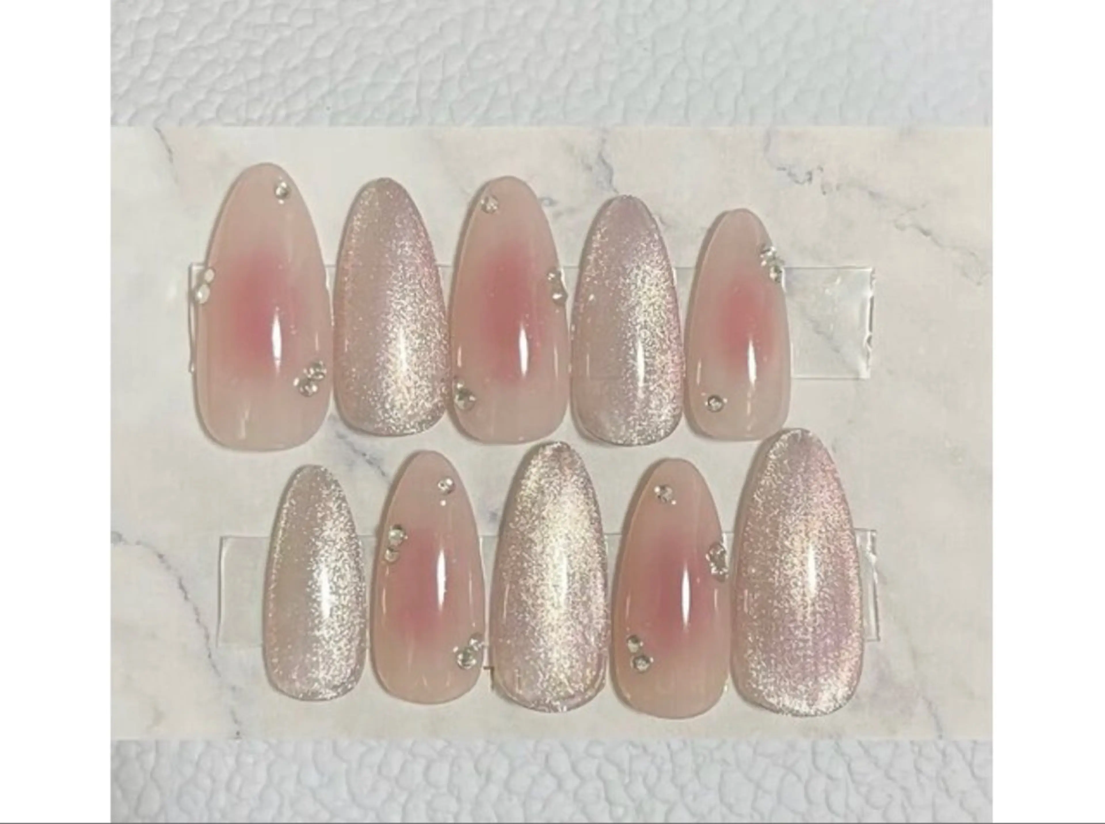 ネイル チークネイル 長さ出し フットネイル フレンチネイル ジェルネイル ハンドネイル Nikoネイルサロン 上野店のネイルデザイン