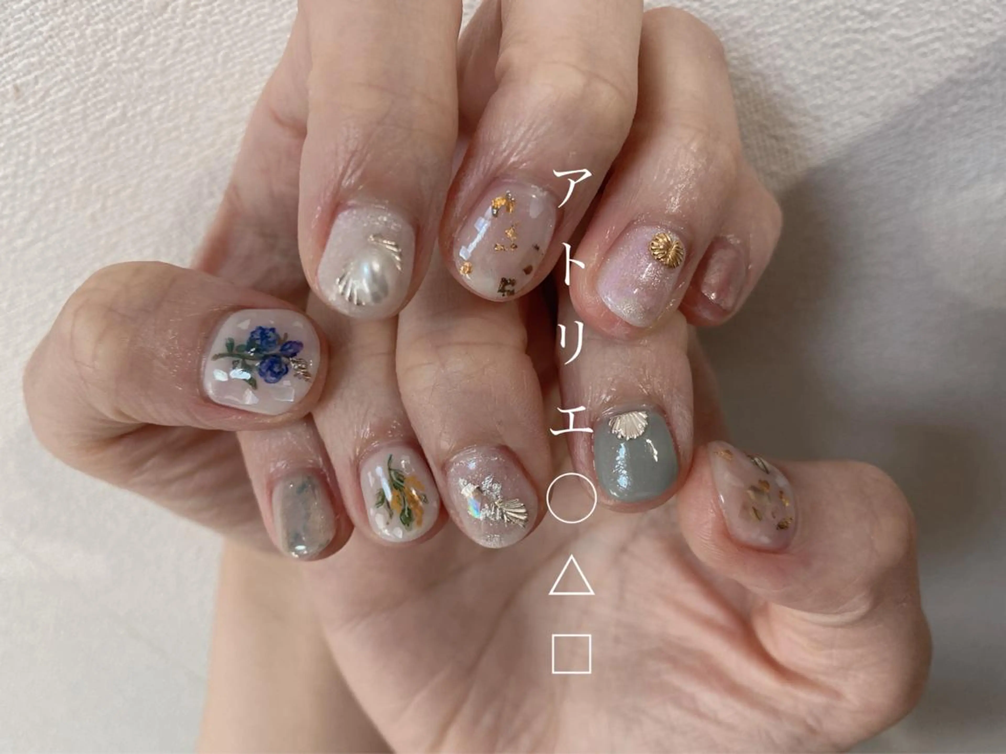 ネイル ショートネイル ハンドネイル アトリエ ○△□のネイルデザイン