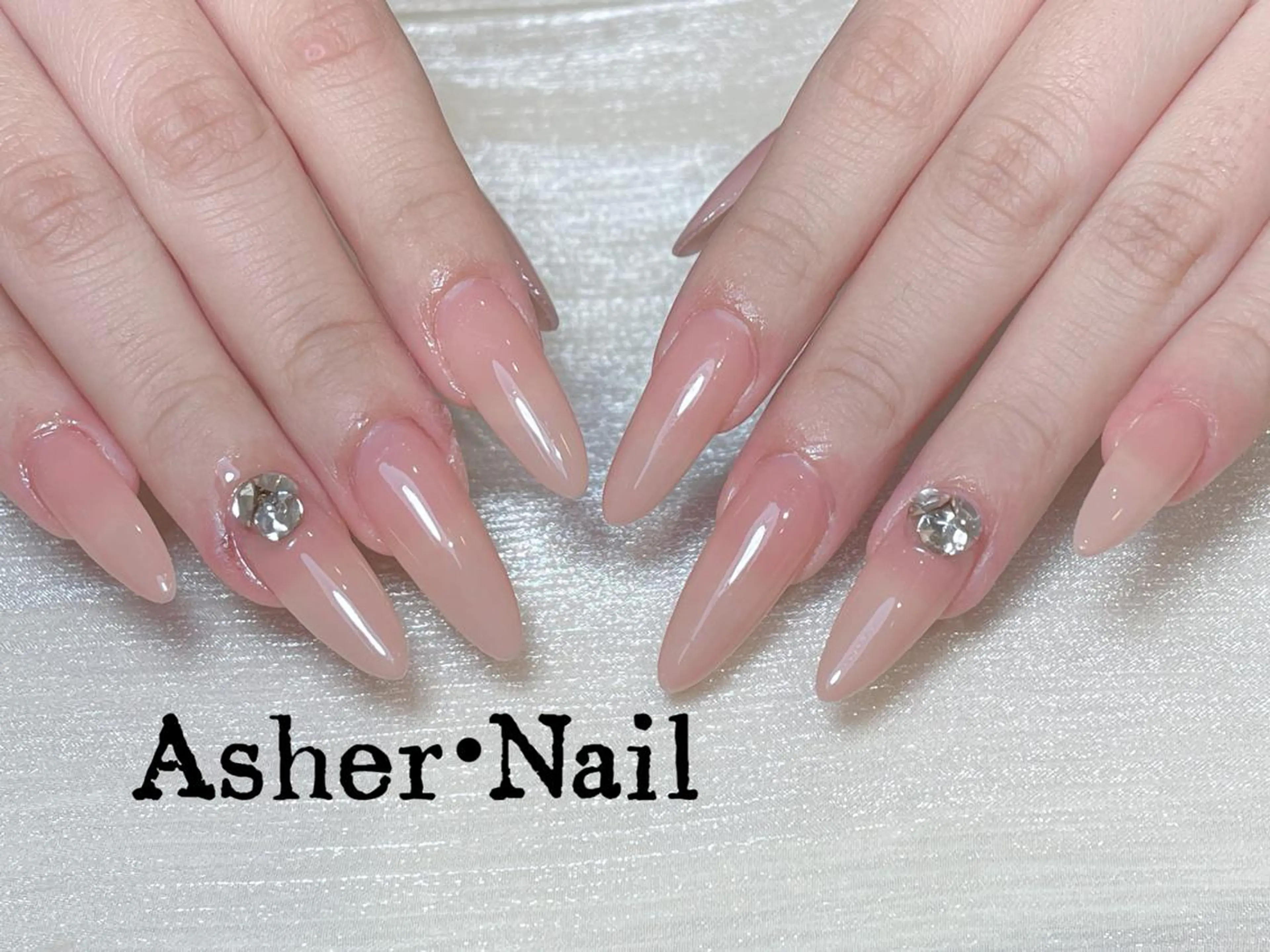 ネイル ハンドネイル ハンドケア HIKARI 🌞のネイルデザイン