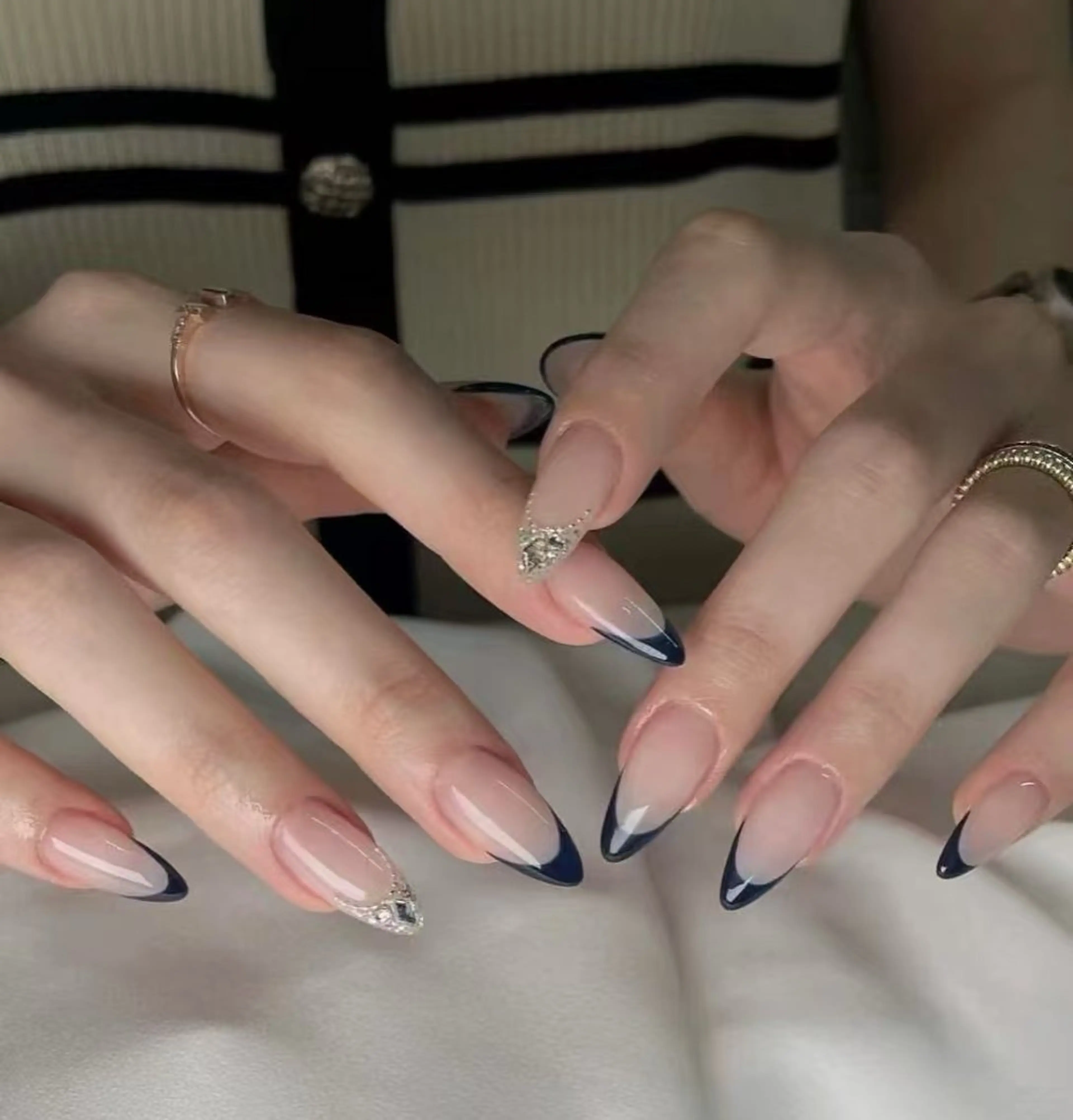 ネイル フラワーネイル フレンチネイル ジェルネイル ガラスフレンチ ハート ハンドネイル BabyYouMi nailのネイルデザイン