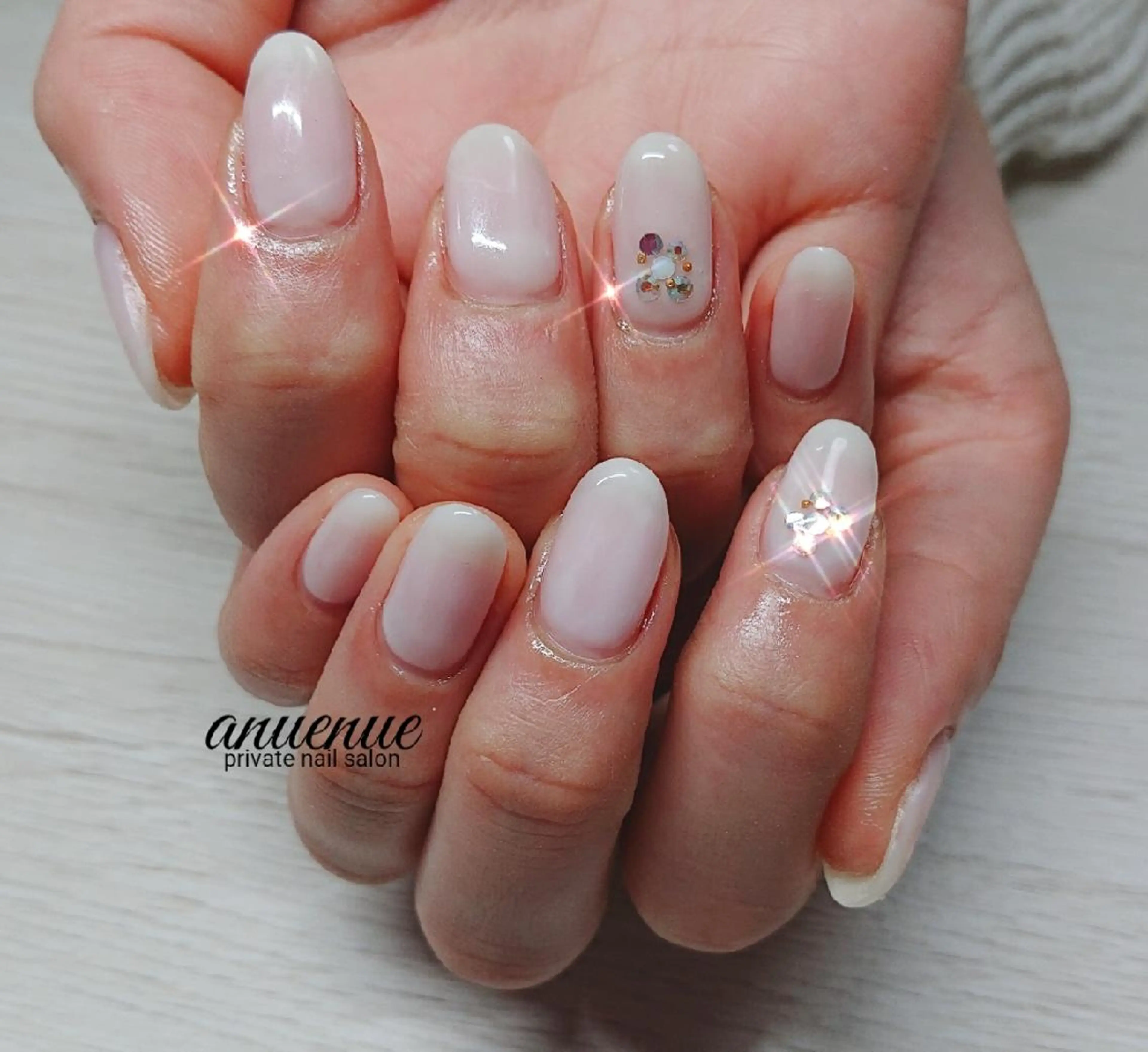 ネイル ハンドネイル ハンドケア anuenu eのネイルデザイン