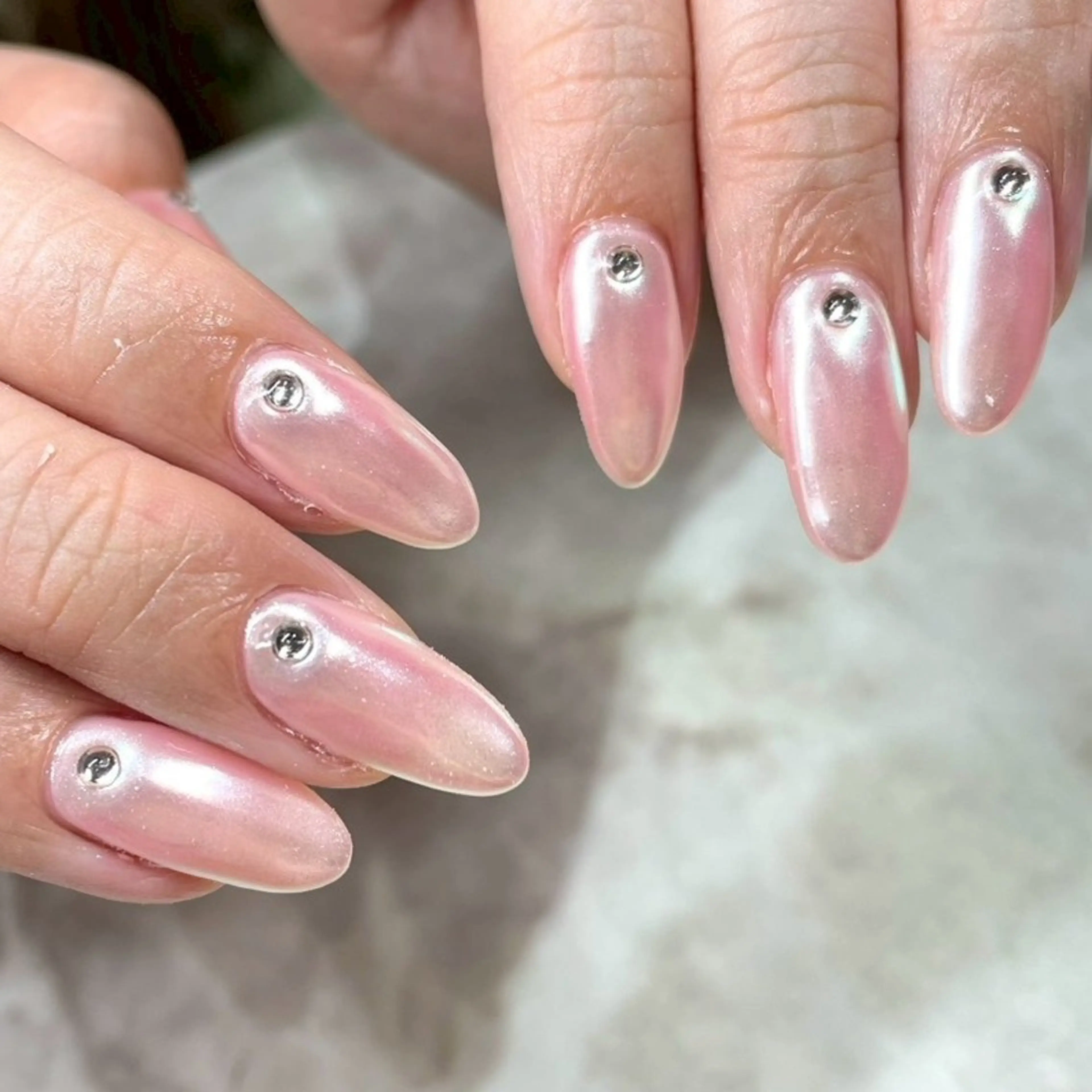 ネイル ストーンネイル ハンドネイル Beautiful Meかえでのネイルデザイン