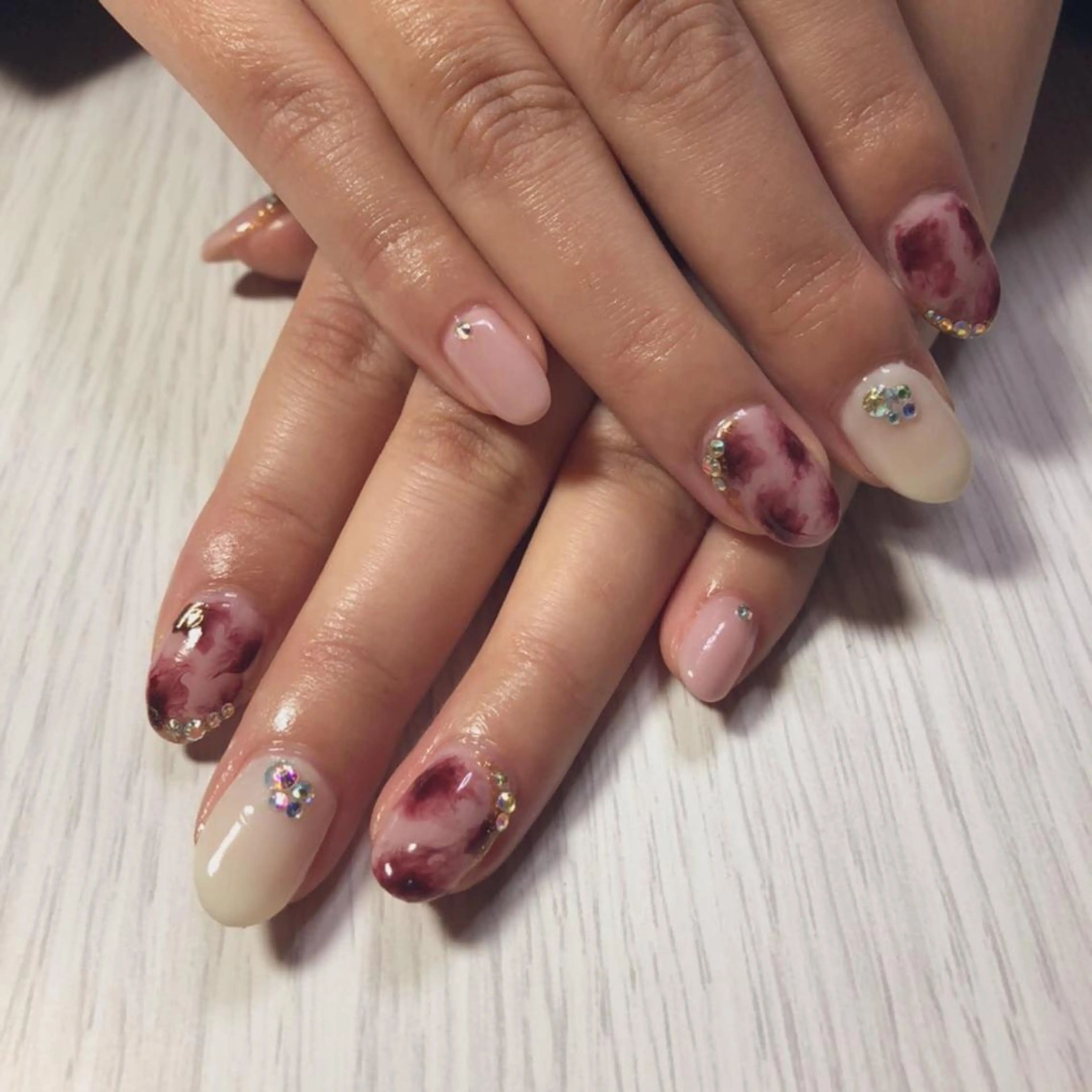 ネイル mayu 𓃠のネイルデザイン