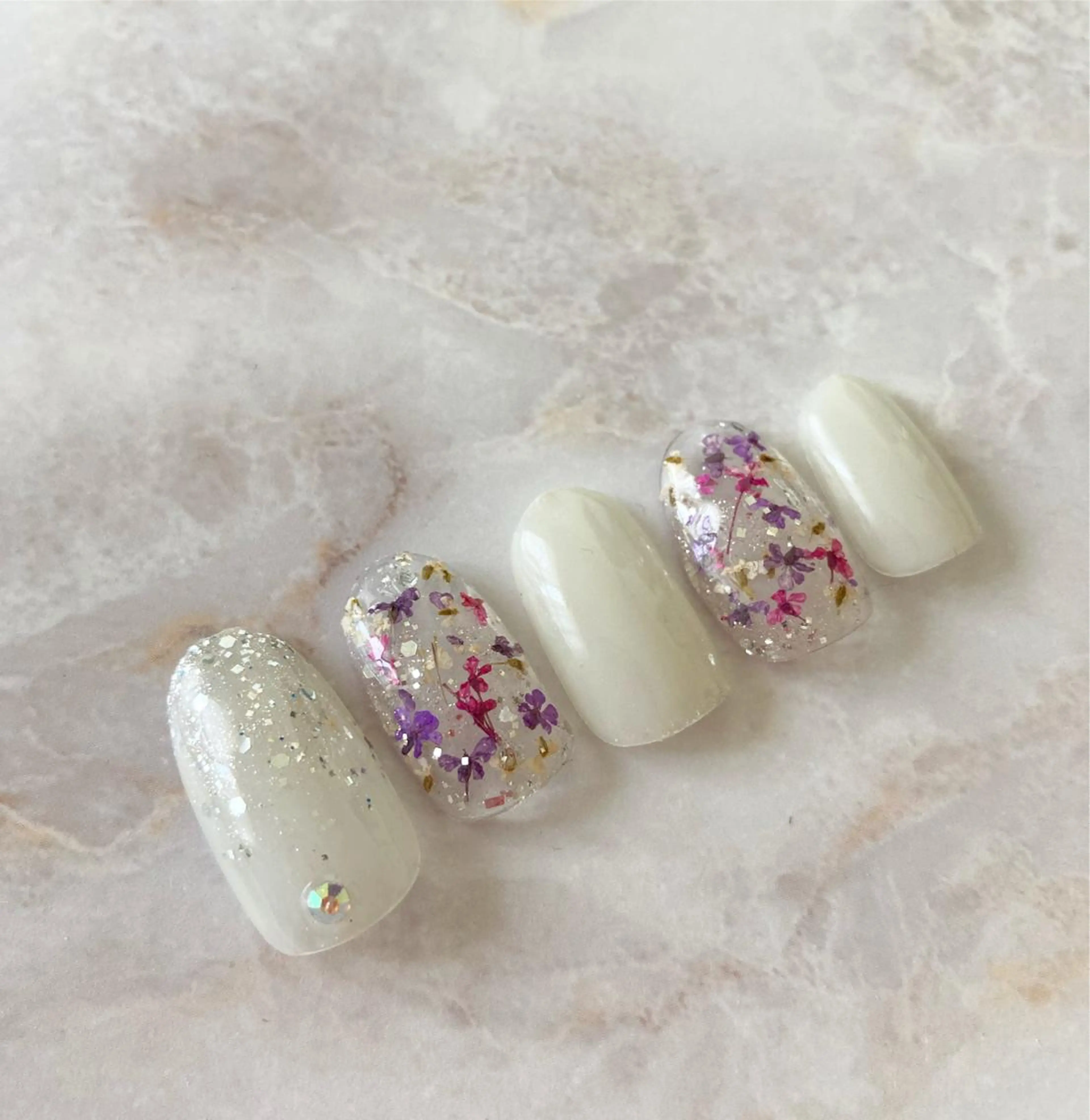 ネイル ハンドネイル フットネイル NailSalon Beniceのネイルデザイン