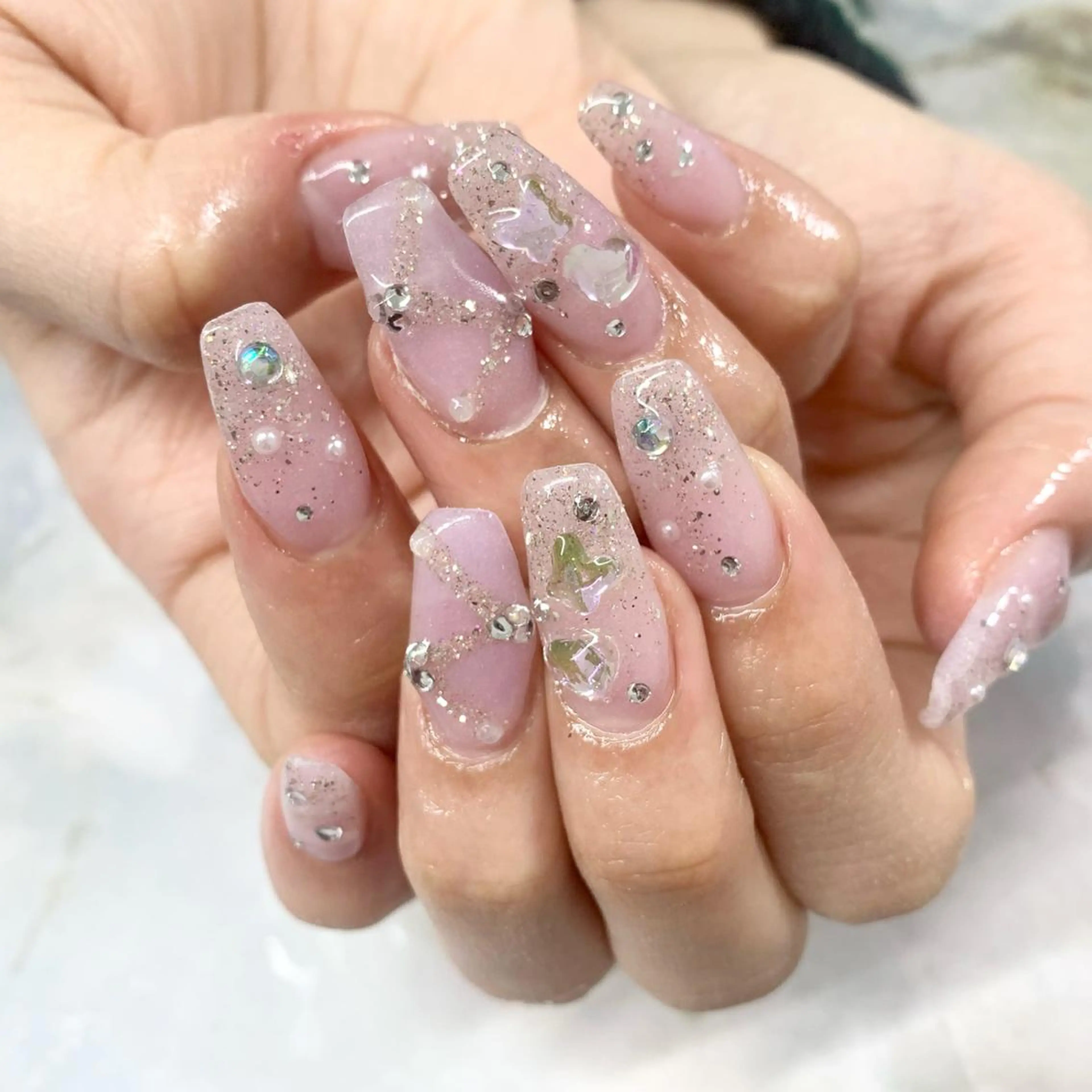 ネイル アイブロウ 成人式 韓国ネイル ワンホンネイル pu muのネイルデザイン