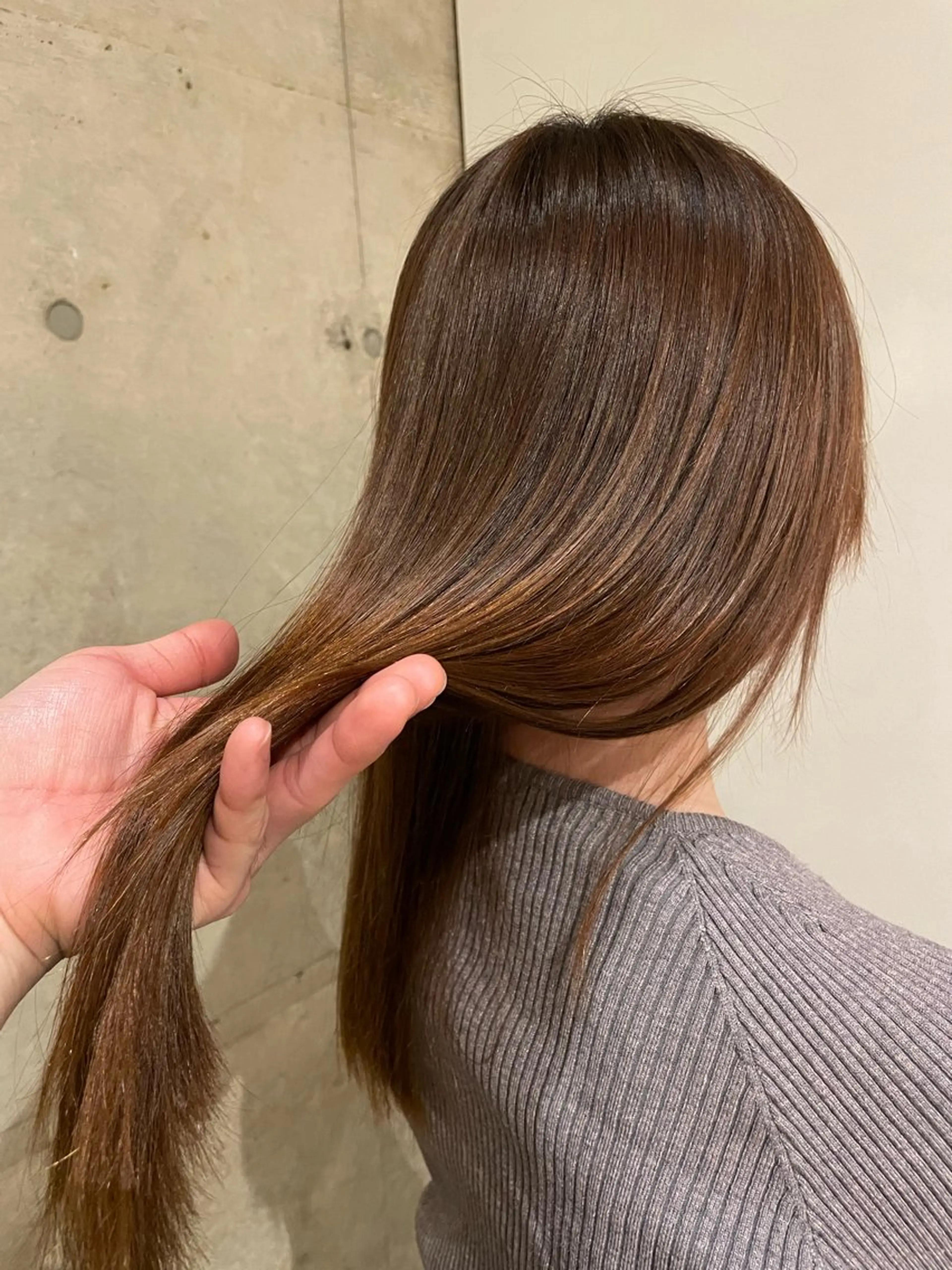 セミロング 髪質改善 酸性ストレート Luxe所属・Luxe表参道 髪質改善　奈良のヘアスタイル