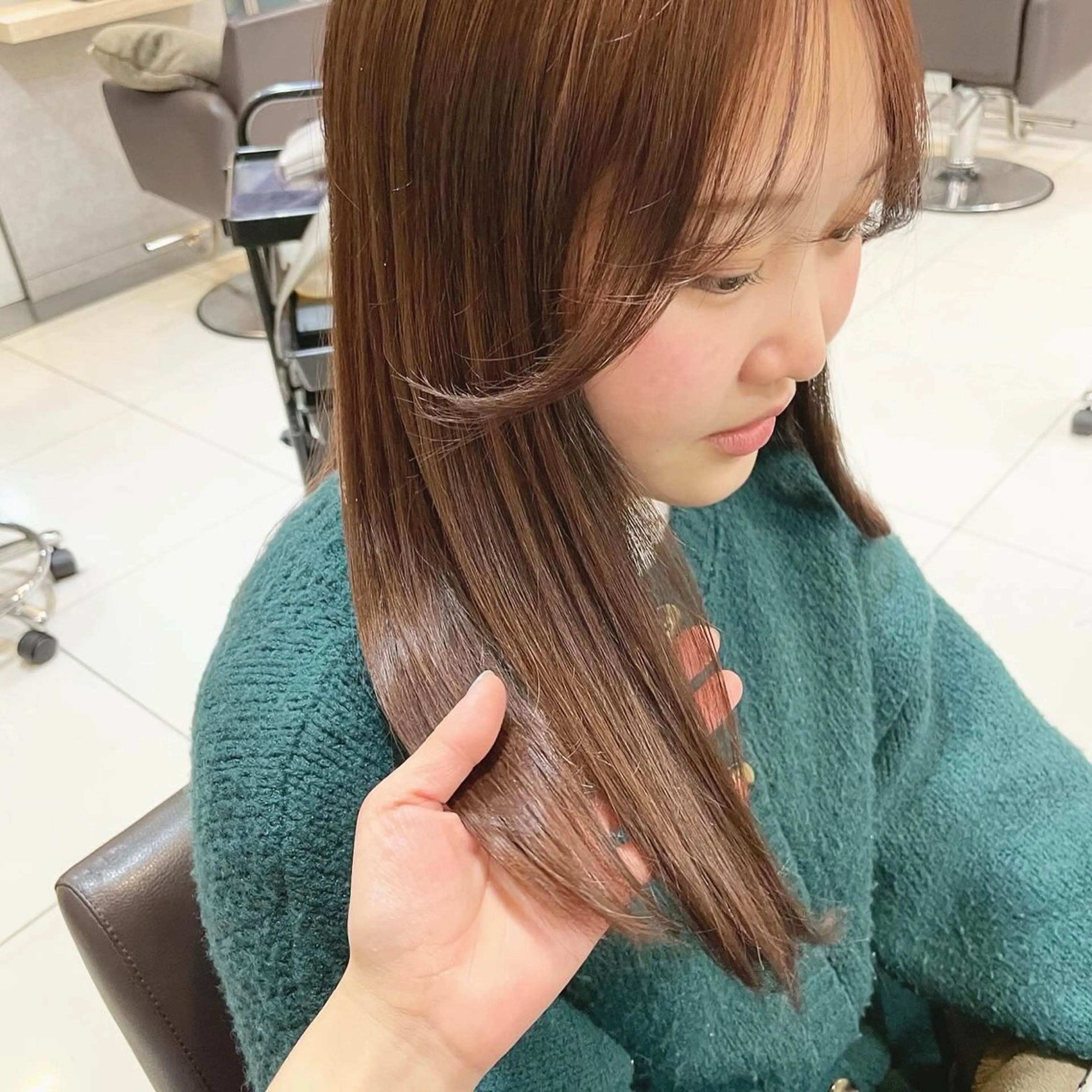 ロング F.所属・miku 🍑髪質改善サロンのヘアスタイル