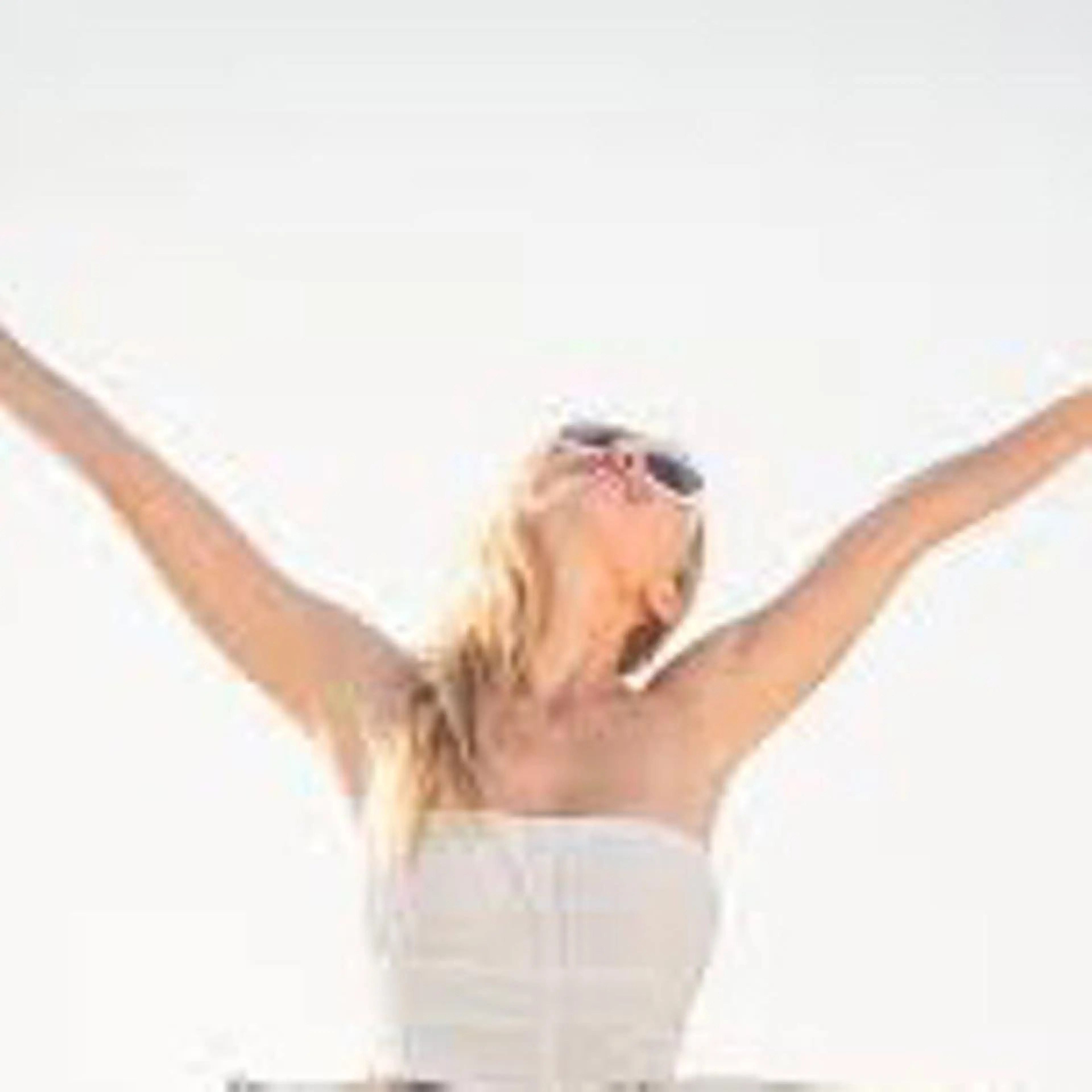 毛穴レス✨【ダブル脱毛】 Wax＆光　両脇　¥5500！！の写真