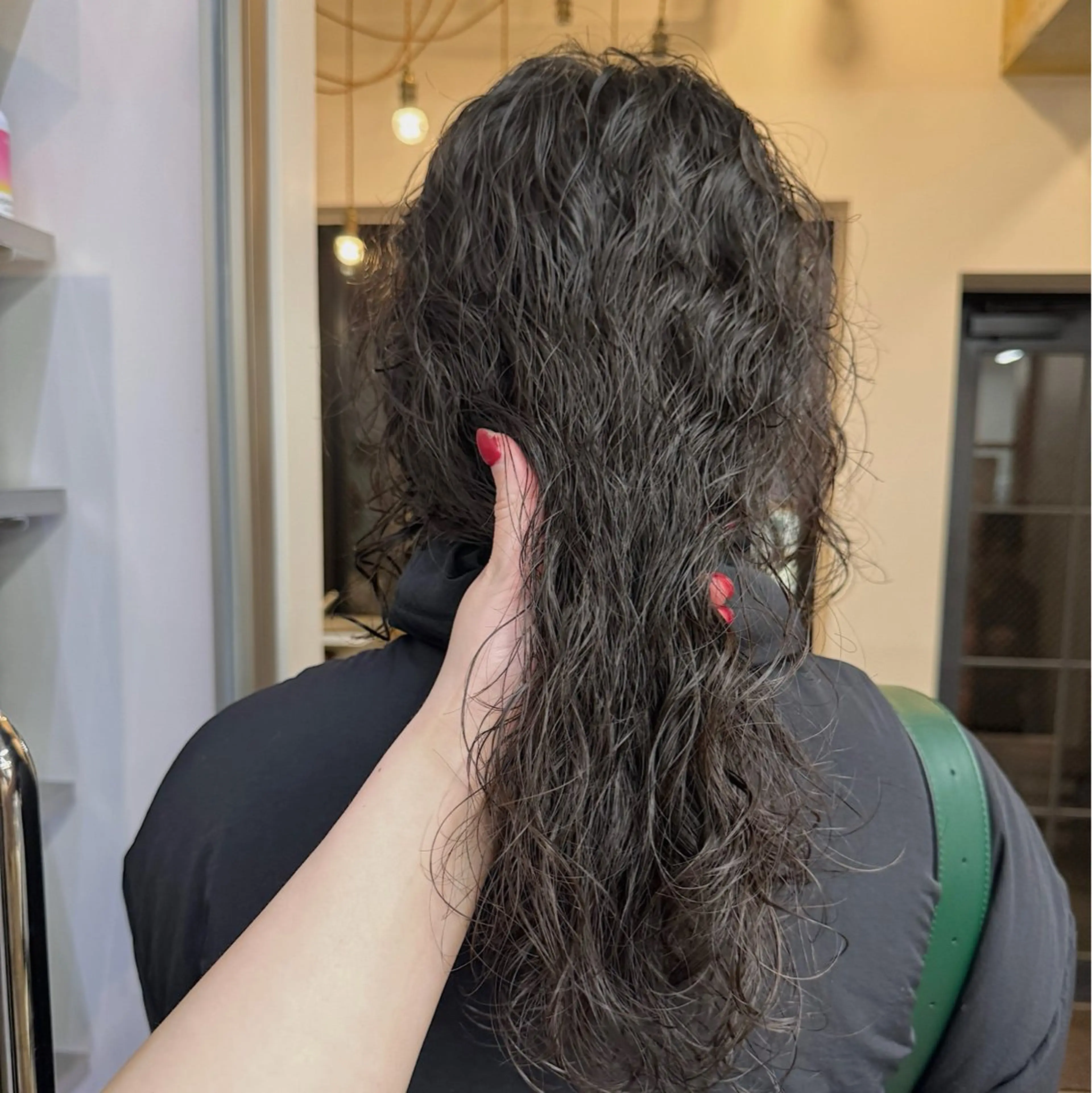 ロング パーマ ヘアアレンジ ロング 🌐サトウ リョウ🌐のヘアスタイル