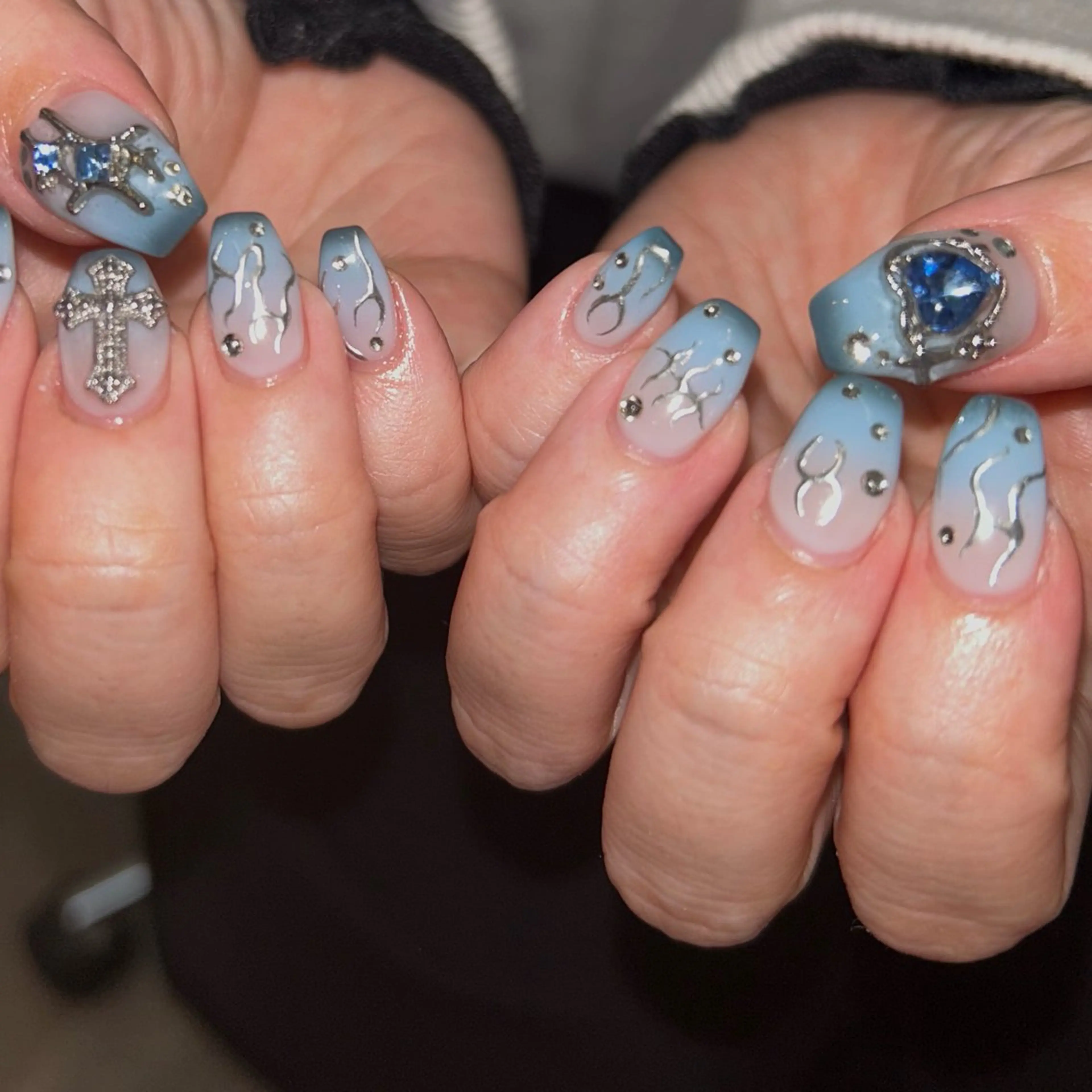 ネイル キラキラネイル ハンドネイル Balena nail所属・新宿🐋Balena nail/JURIのネイルデザイン