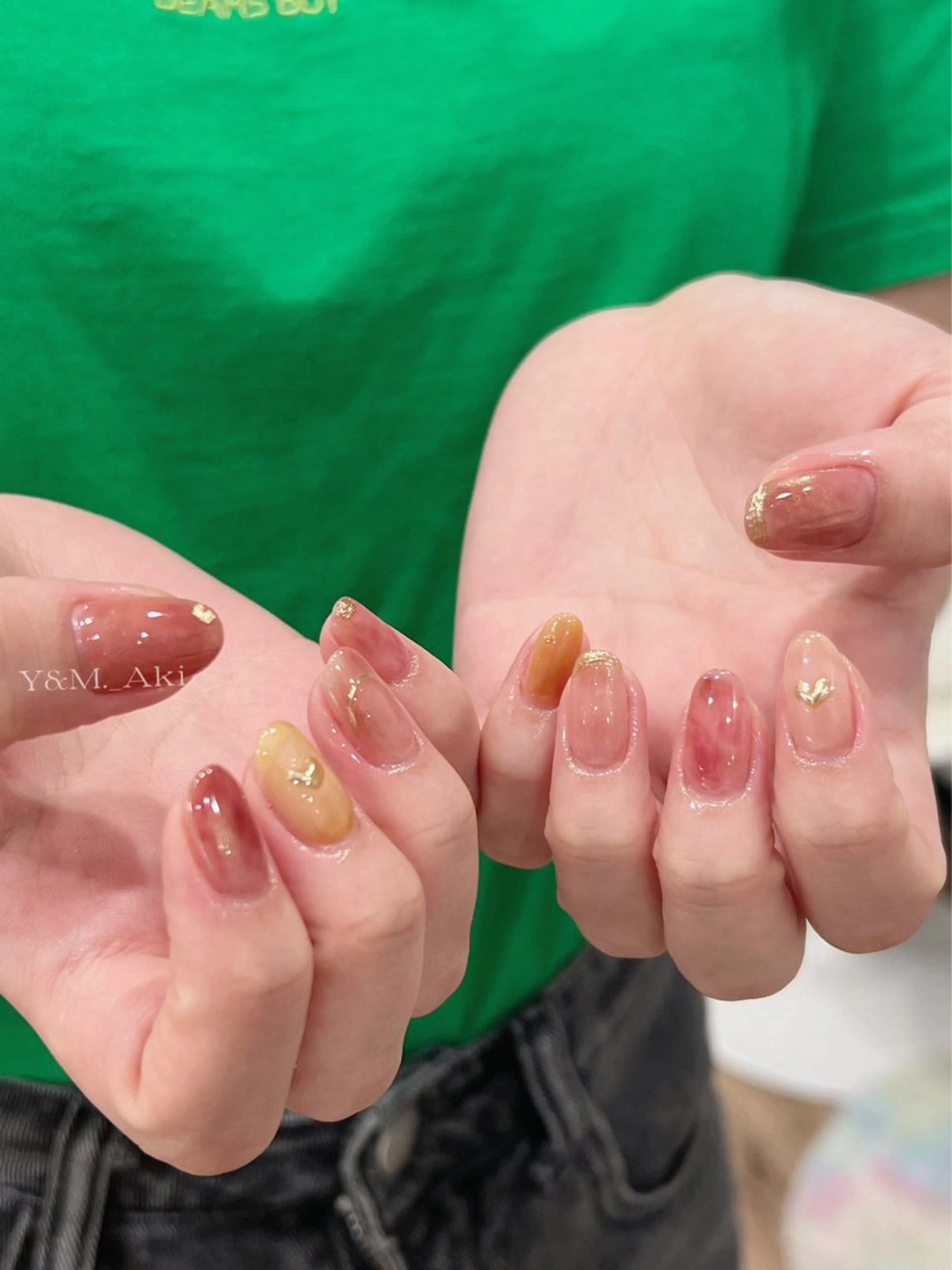 ネイル Ui_Amor (パラジェル)のネイルデザイン