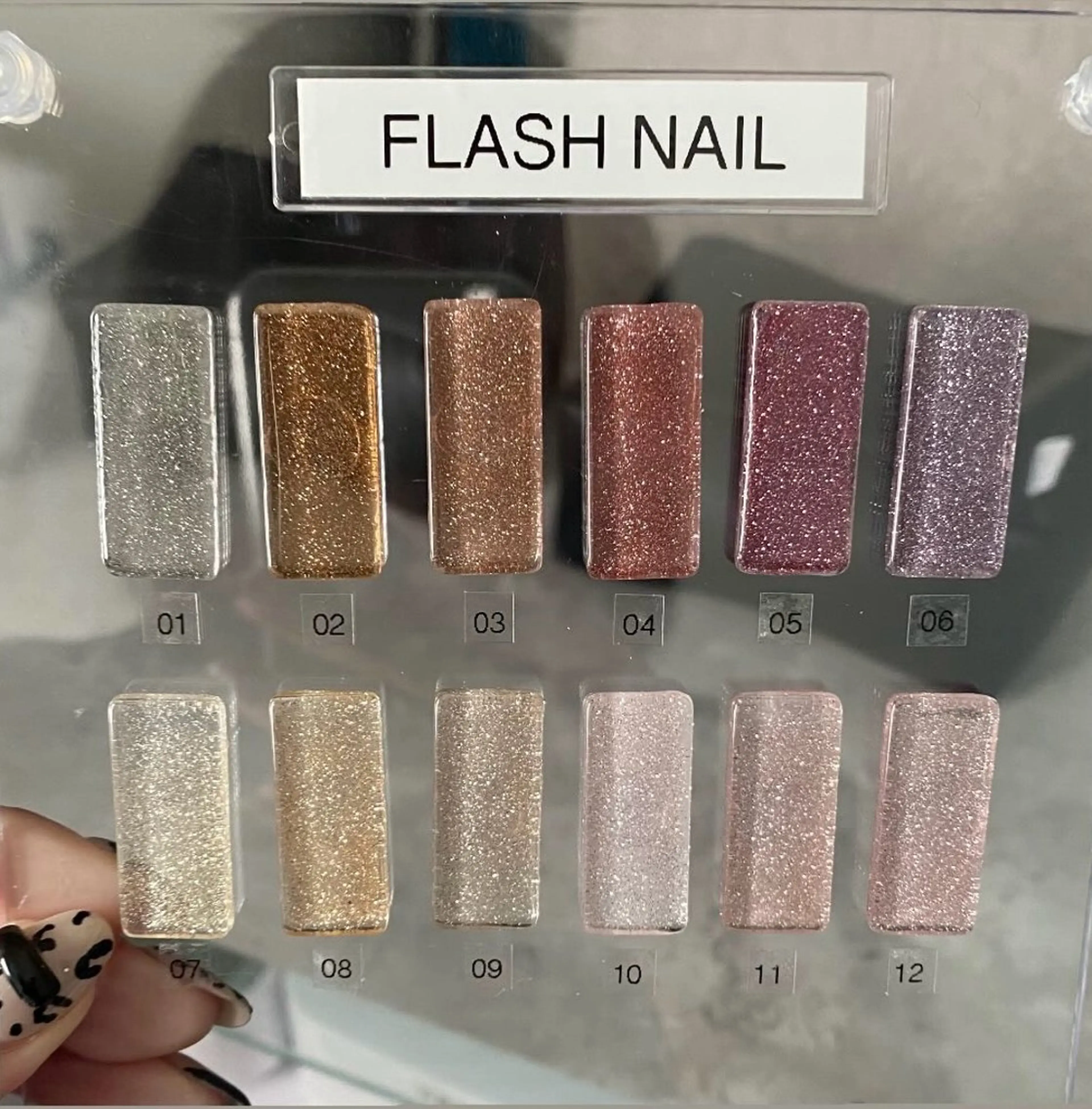 ネイル フラッシュネイル 大東市ネイルサロン 【KYURA】ｷｭﾗのネイルデザイン