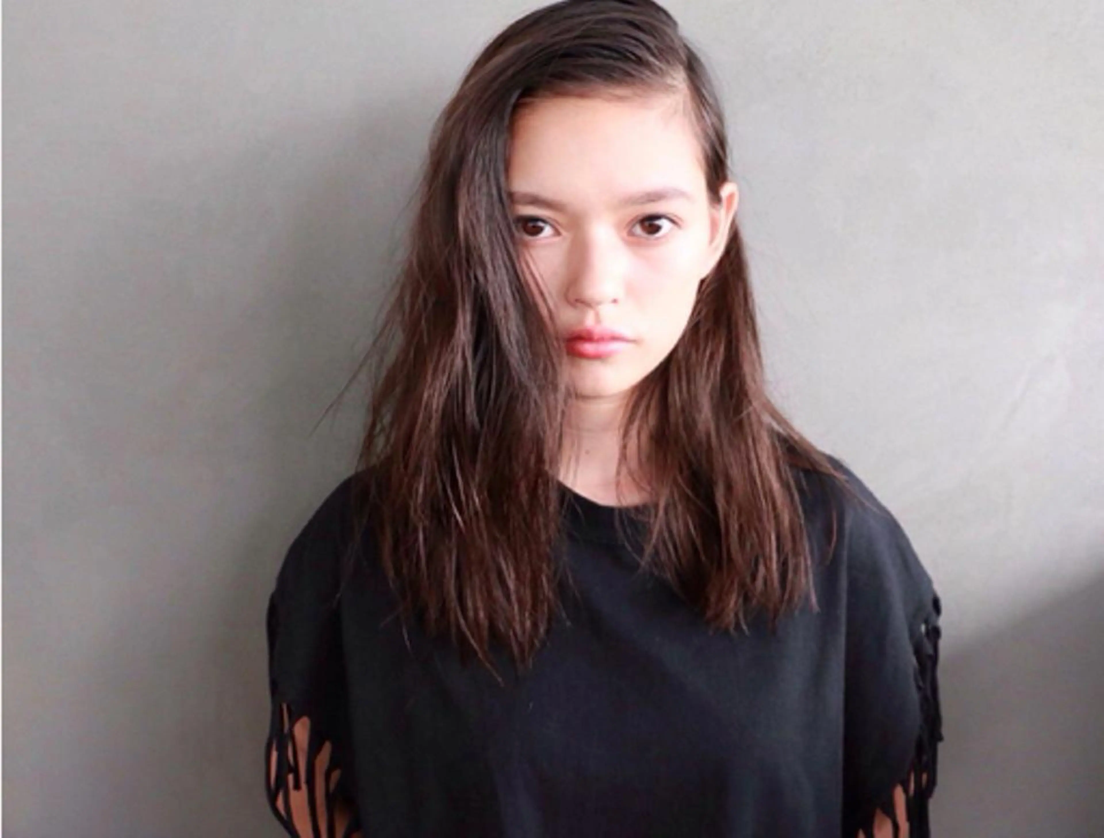 ミディアム カラー パーマ ミディアムパーマ カット ヘアカラー トリートメント 中原 梨沙のヘアスタイル