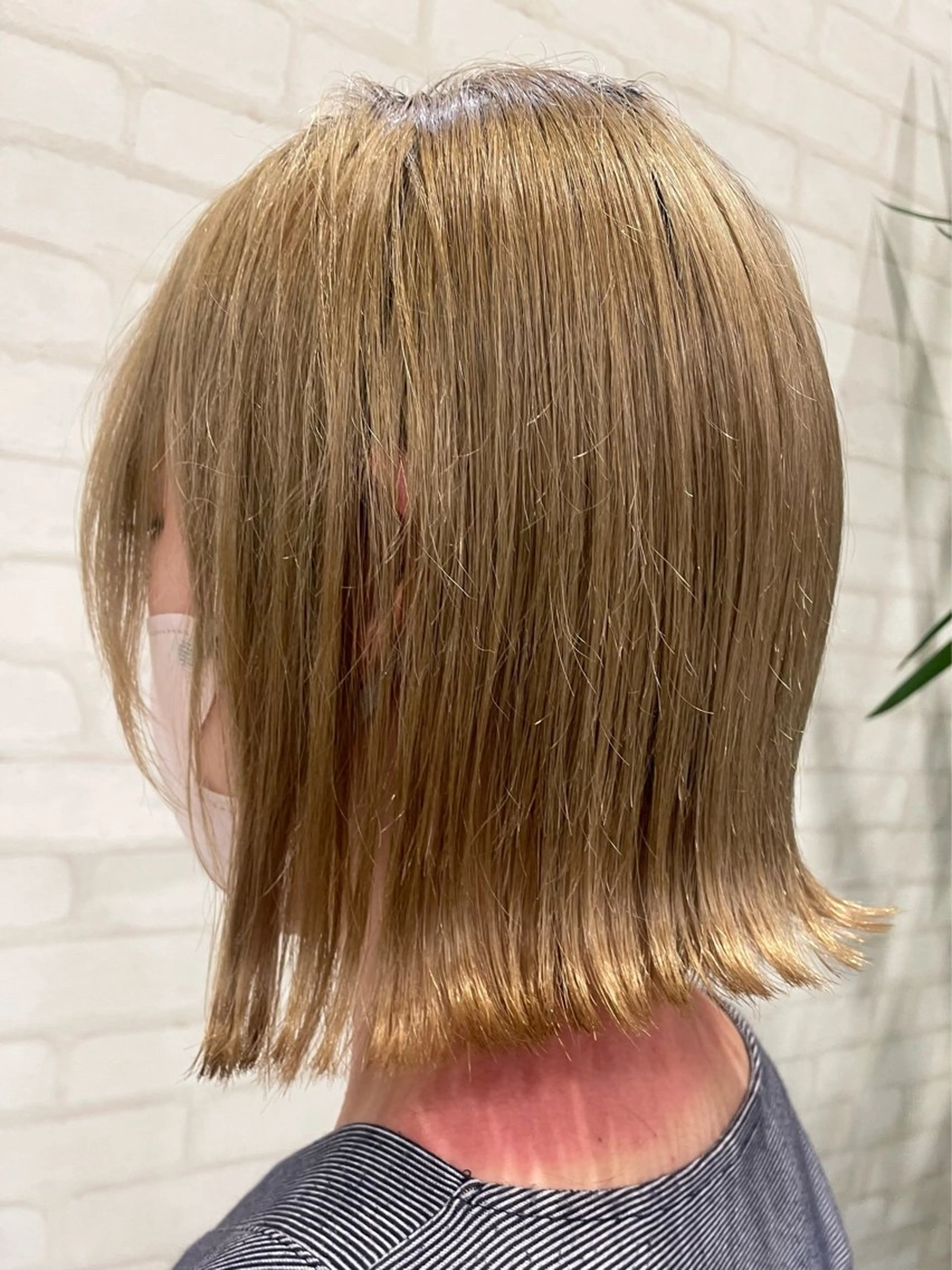 ミディアム 切りっぱなしボブ ボブ 飯塚 愛美のヘアスタイル