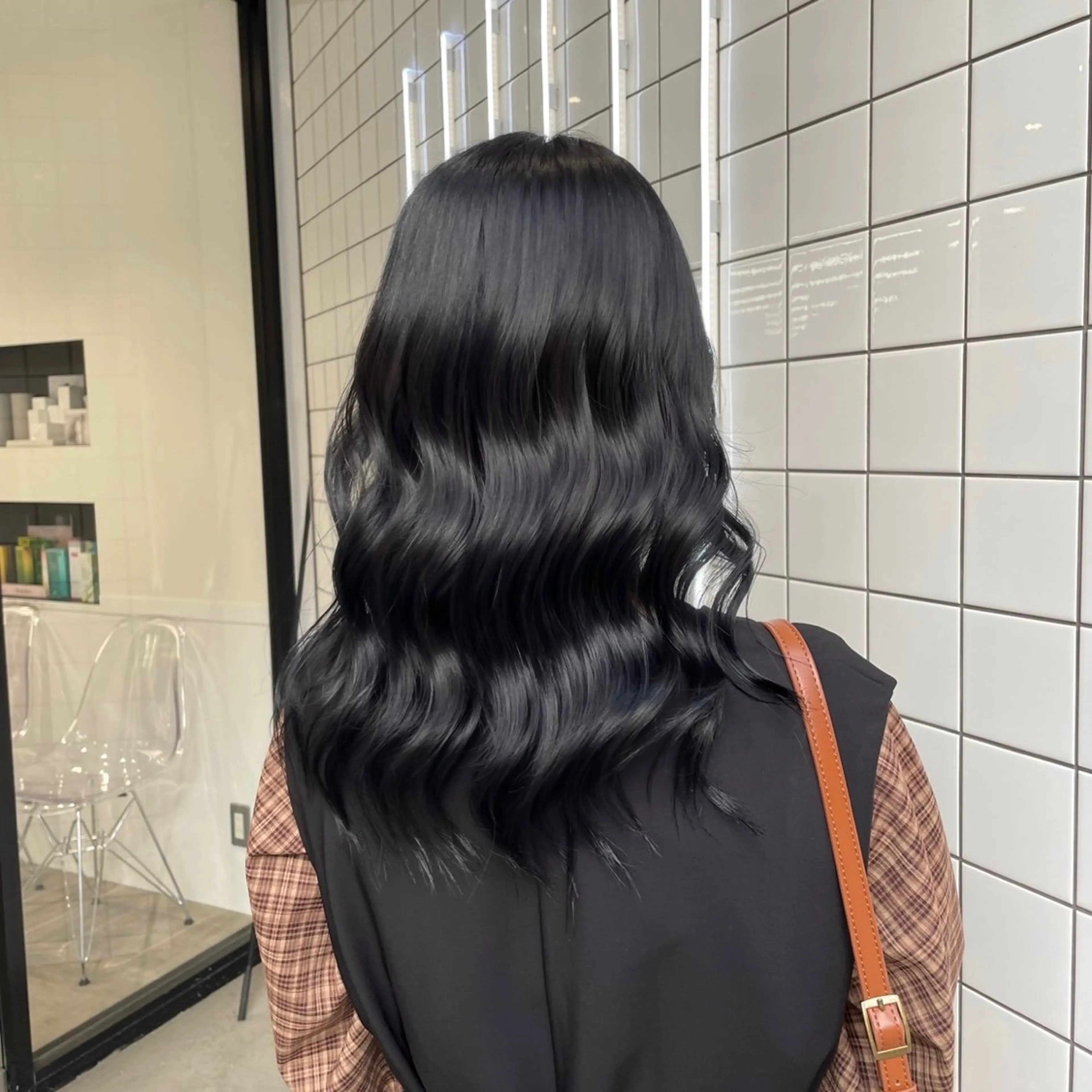 セミロング カラー パーマ ヘアアレンジ メンズ 黒髪 ナチュラルブラック トリートメント mona/ ストレートスタイル✨のヘアスタイル